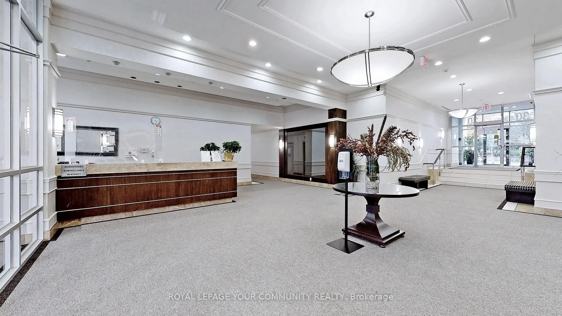 Photo 3 of Unit 1402, 20 North Park Road, Vaughan, Beverley Glen — HOMEH