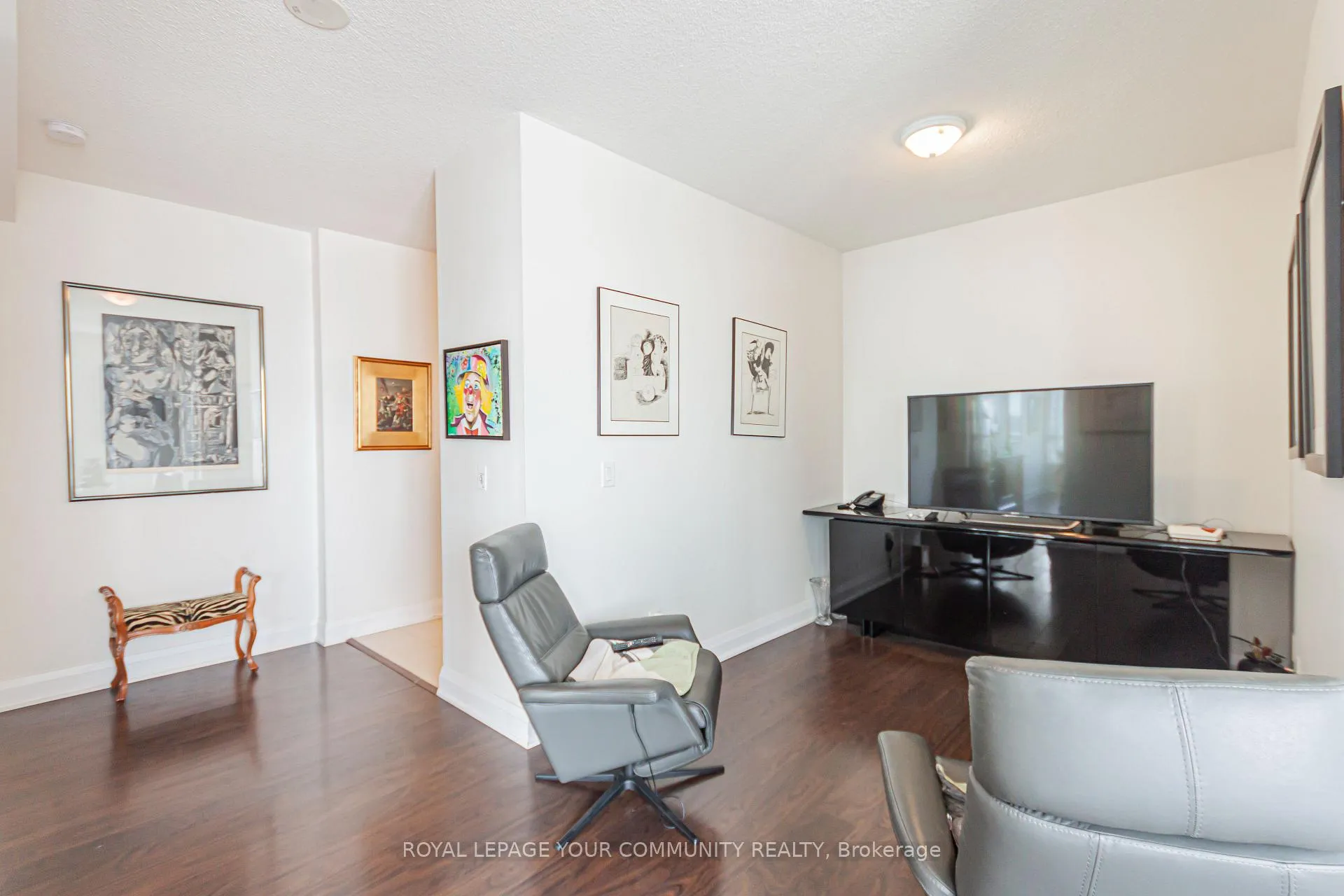 Photo 19 of Unit 1402, 20 North Park Road, Vaughan, Beverley Glen — HOMEH