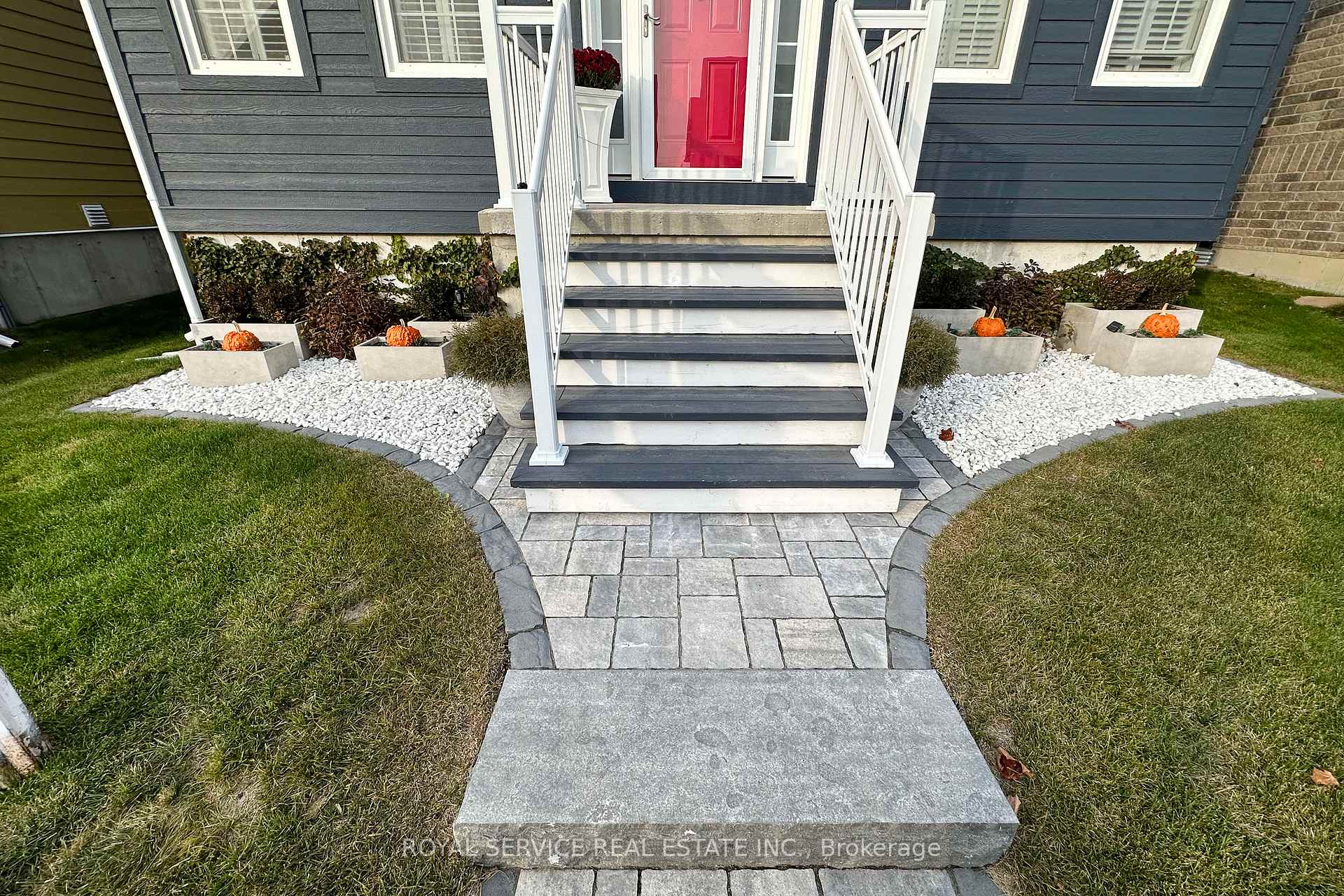Photo 27 of 934 Ernest Allen Boulevard, Cobourg — HOMEH