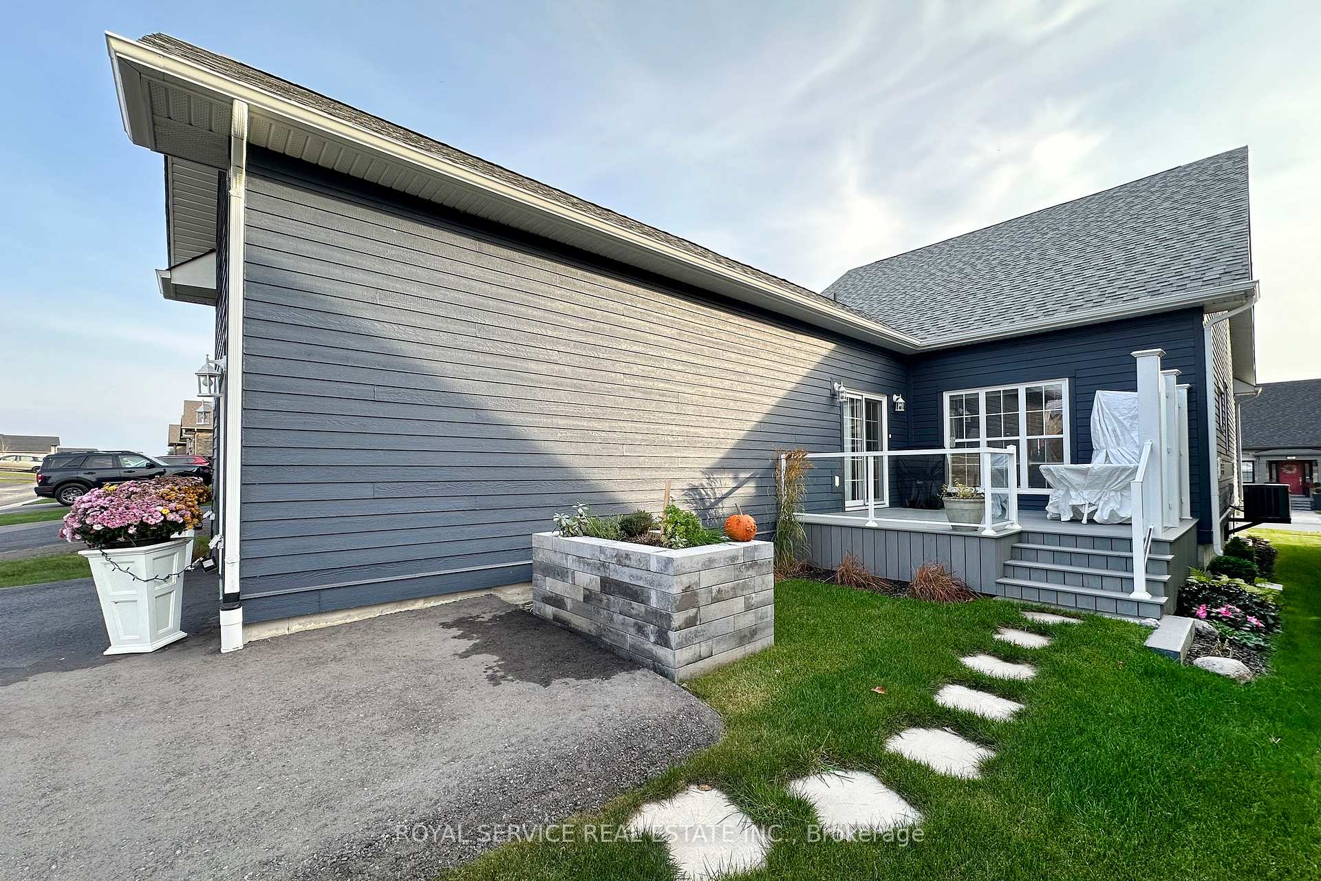 Photo 29 of 934 Ernest Allen Boulevard, Cobourg — HOMEH