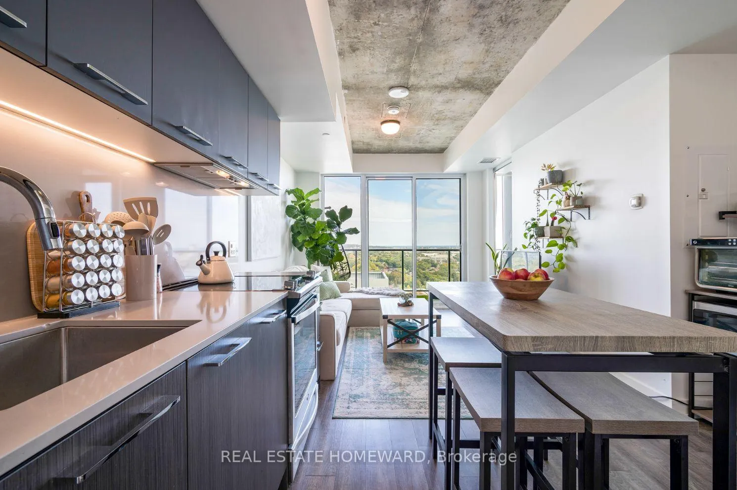 Photo 4 of Unit 1603, 15 Baseball Place, Toronto, South Riverdale — HOMEH
