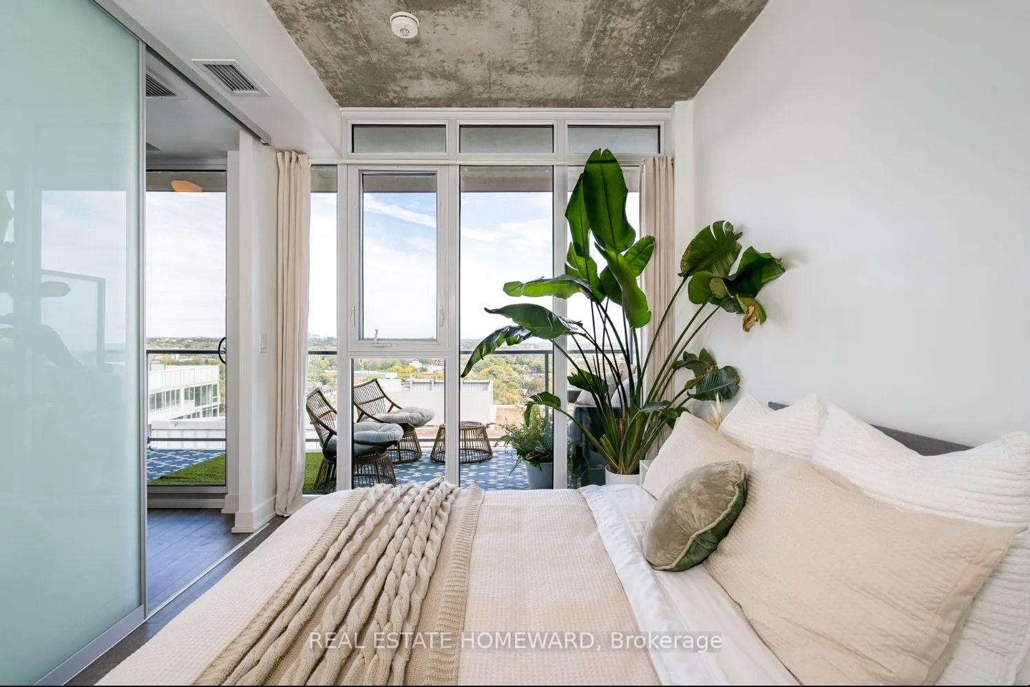 Photo 12 of Unit 1603, 15 Baseball Place, Toronto, South Riverdale — HOMEH