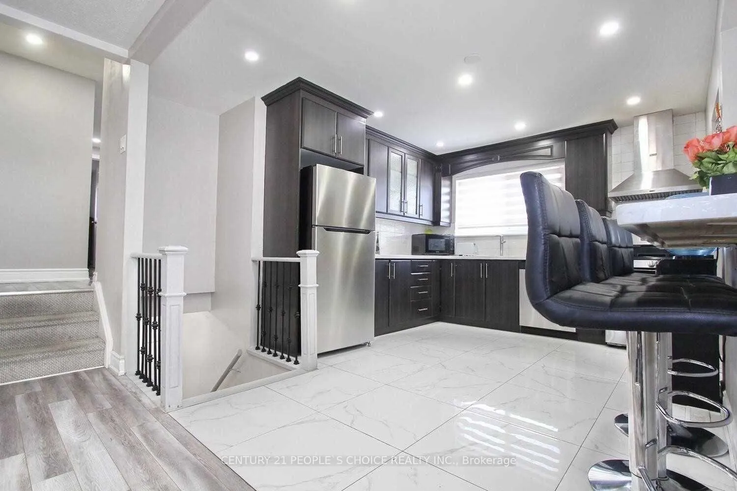 Photo 14 of 83 Fallingdale Crescent, Brampton, Southgate — HOMEH