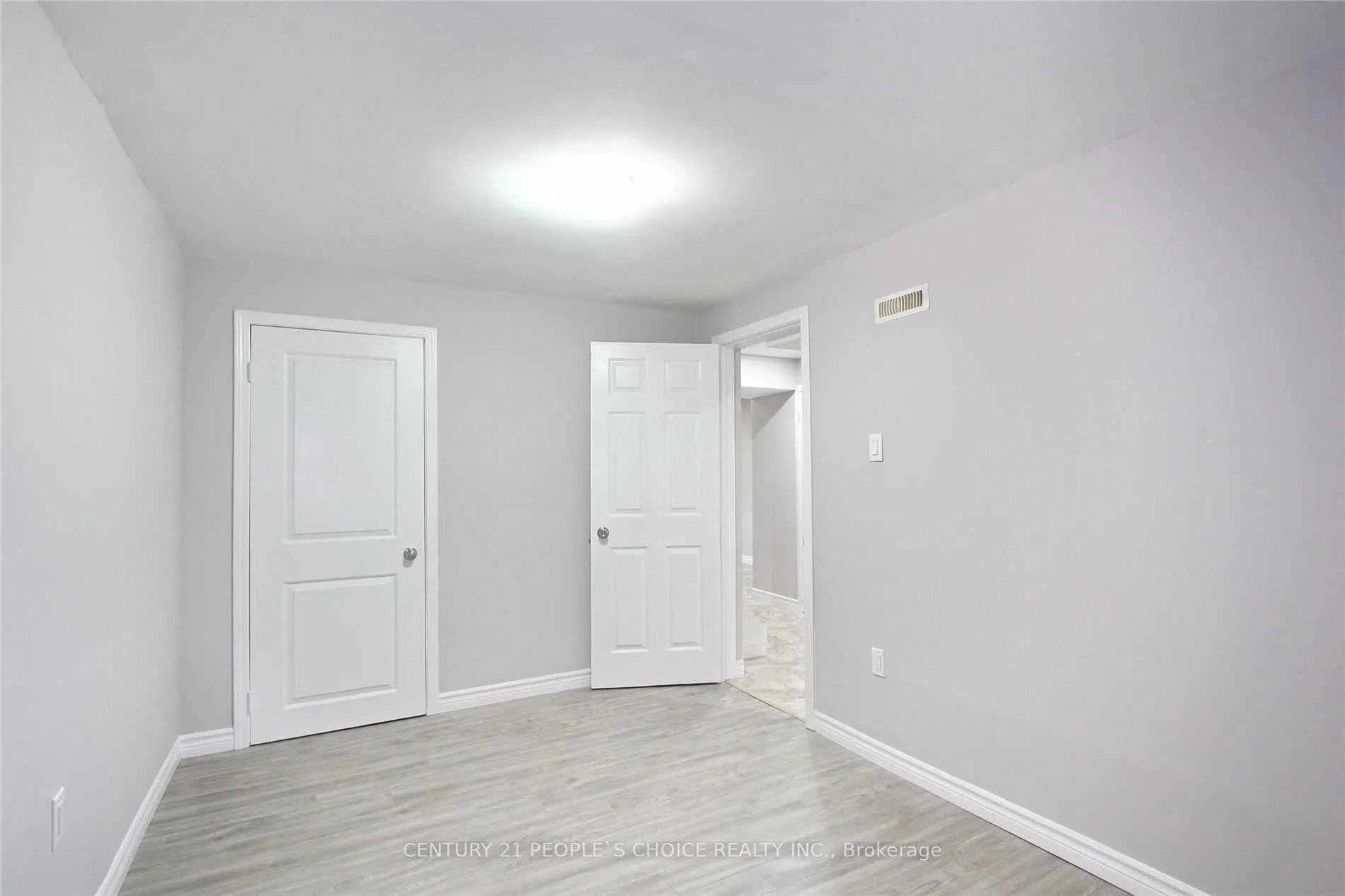 Photo 31 of 83 Fallingdale Crescent, Brampton, Southgate — HOMEH