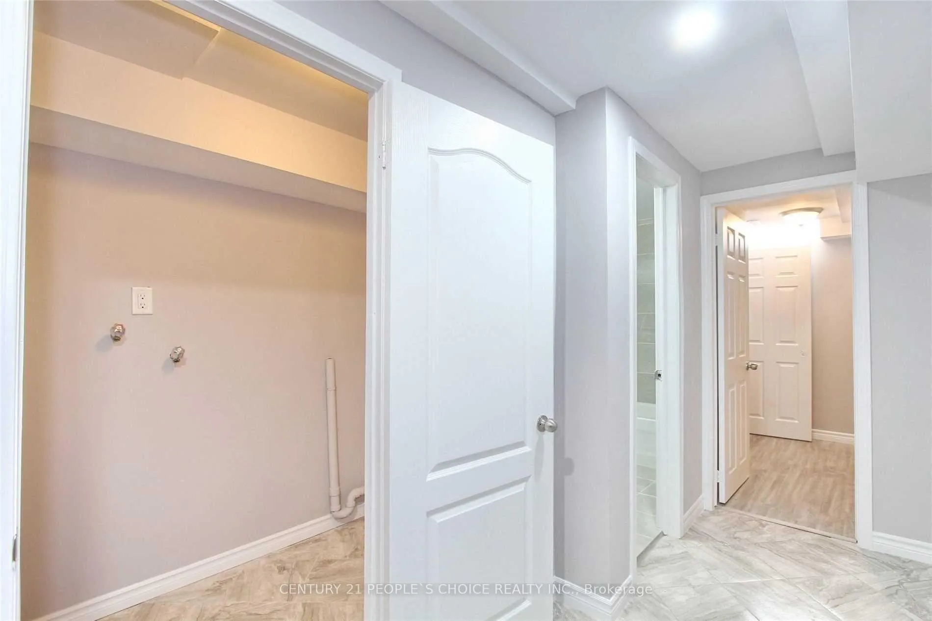 Photo 32 of 83 Fallingdale Crescent, Brampton, Southgate — HOMEH