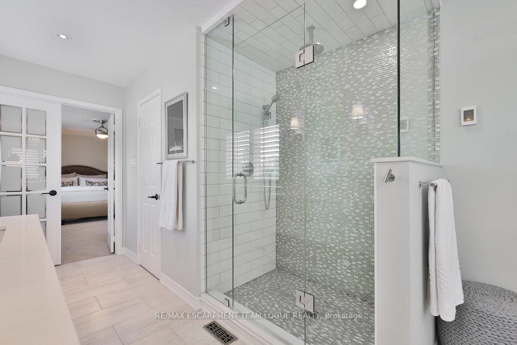 Photo 23 of 4135 Millcroft Park Drive, Burlington, Rose — HOMEH