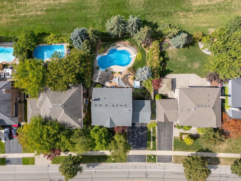 Photo 45 of 4135 Millcroft Park Drive, Burlington, Rose — HOMEH