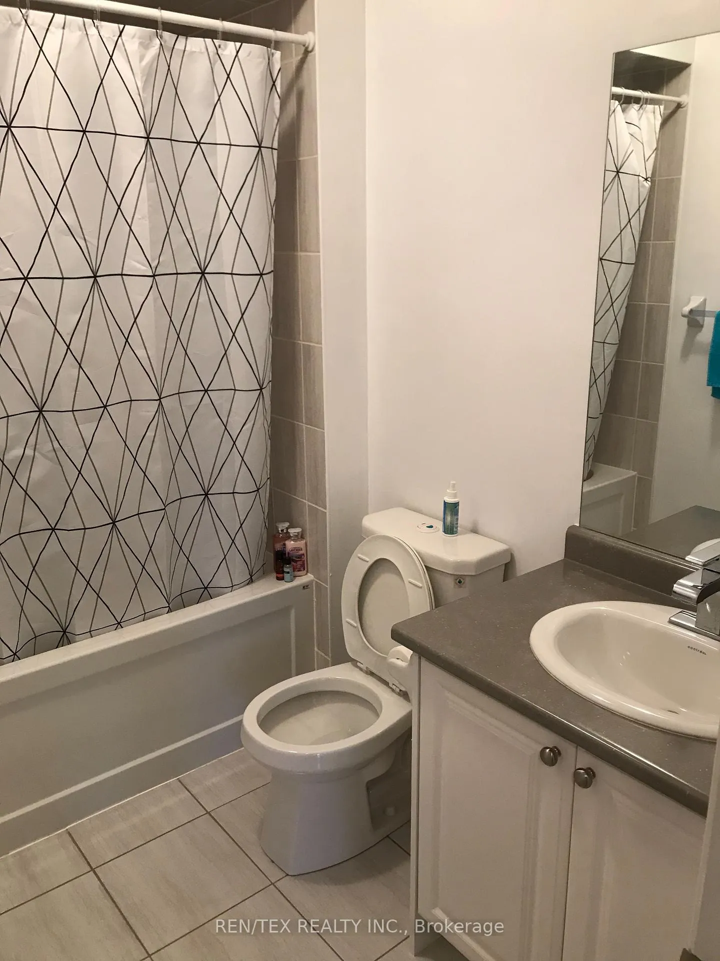 Photo 10 of Unit 218, 3905 Major Mackenzie Drive W, Vaughan, Vellore Village — HOMEH