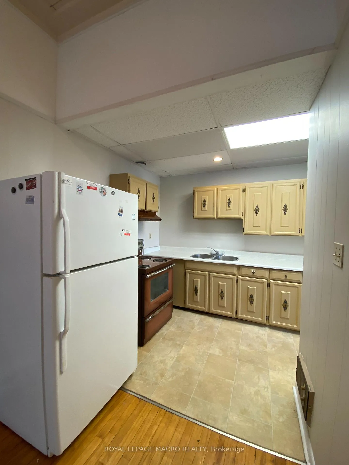 Photo 9 of Unit Unit C, 32 Grand River Street, Brant, Paris — HOMEH