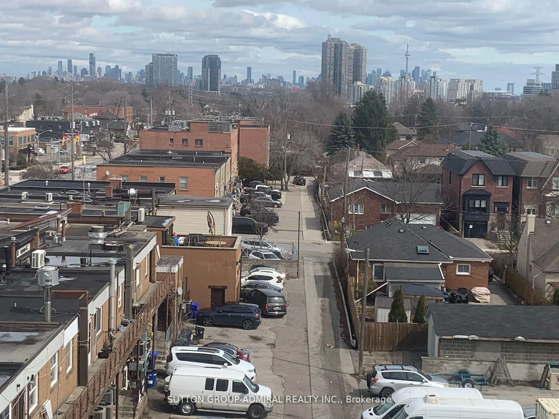 Photo 12 of Unit 522, 689 The Queensway, Etobicoke, Stonegate-Queensway — HOMEH