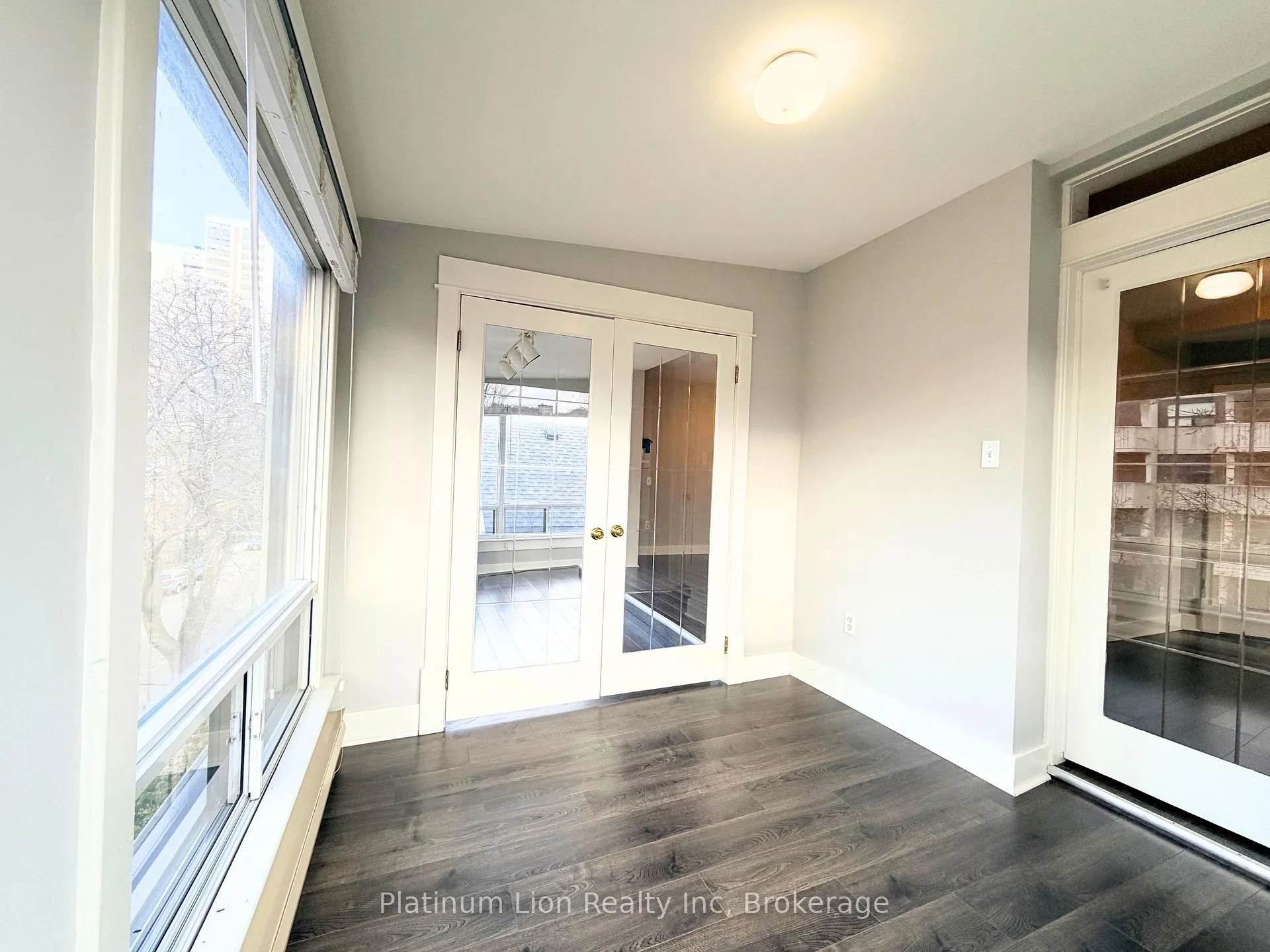 Photo 14 of Unit 5, 39 West Avenue S, Hamilton, Landsdale — HOMEH