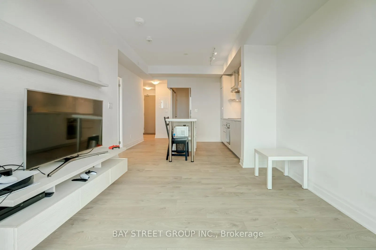 Photo 9 of Unit 624, 10 Rouge Valley Drive W, Markham, Unionville — HOMEH