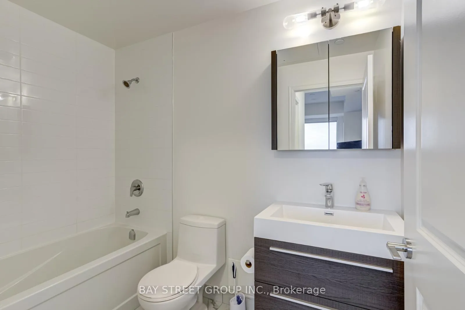 Photo 19 of Unit 624, 10 Rouge Valley Drive W, Markham, Unionville — HOMEH