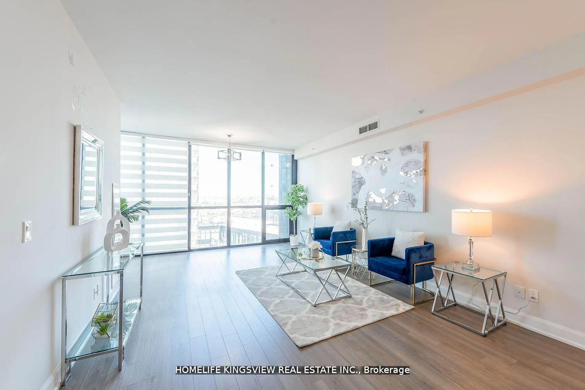 Photo 10 of Unit 808, 2910 Highway 7, Vaughan, Concord — HOMEH