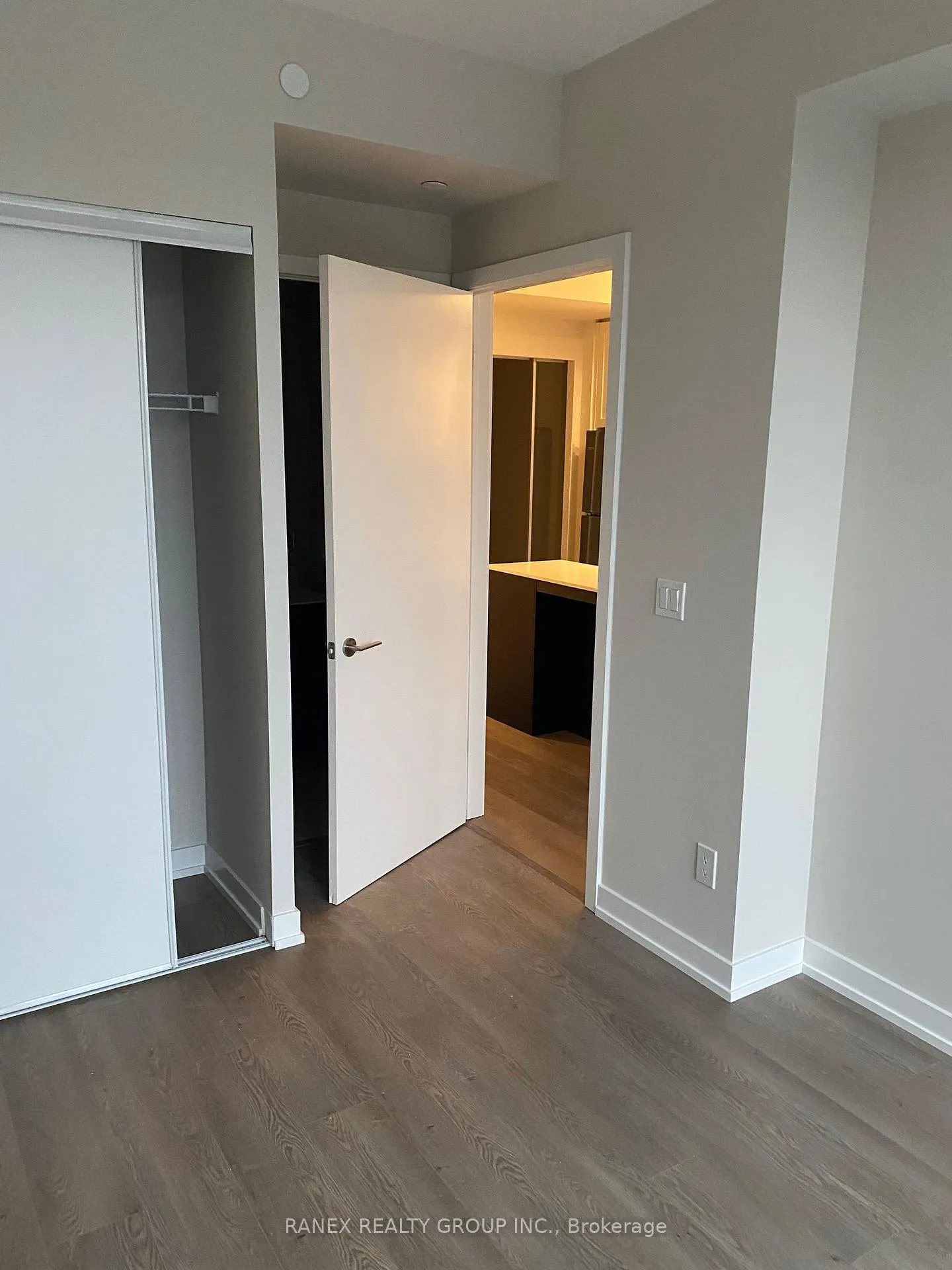 Photo 8 of Unit 439, 201 Brock Street, Whitby, Downtown Whitby — HOMEH