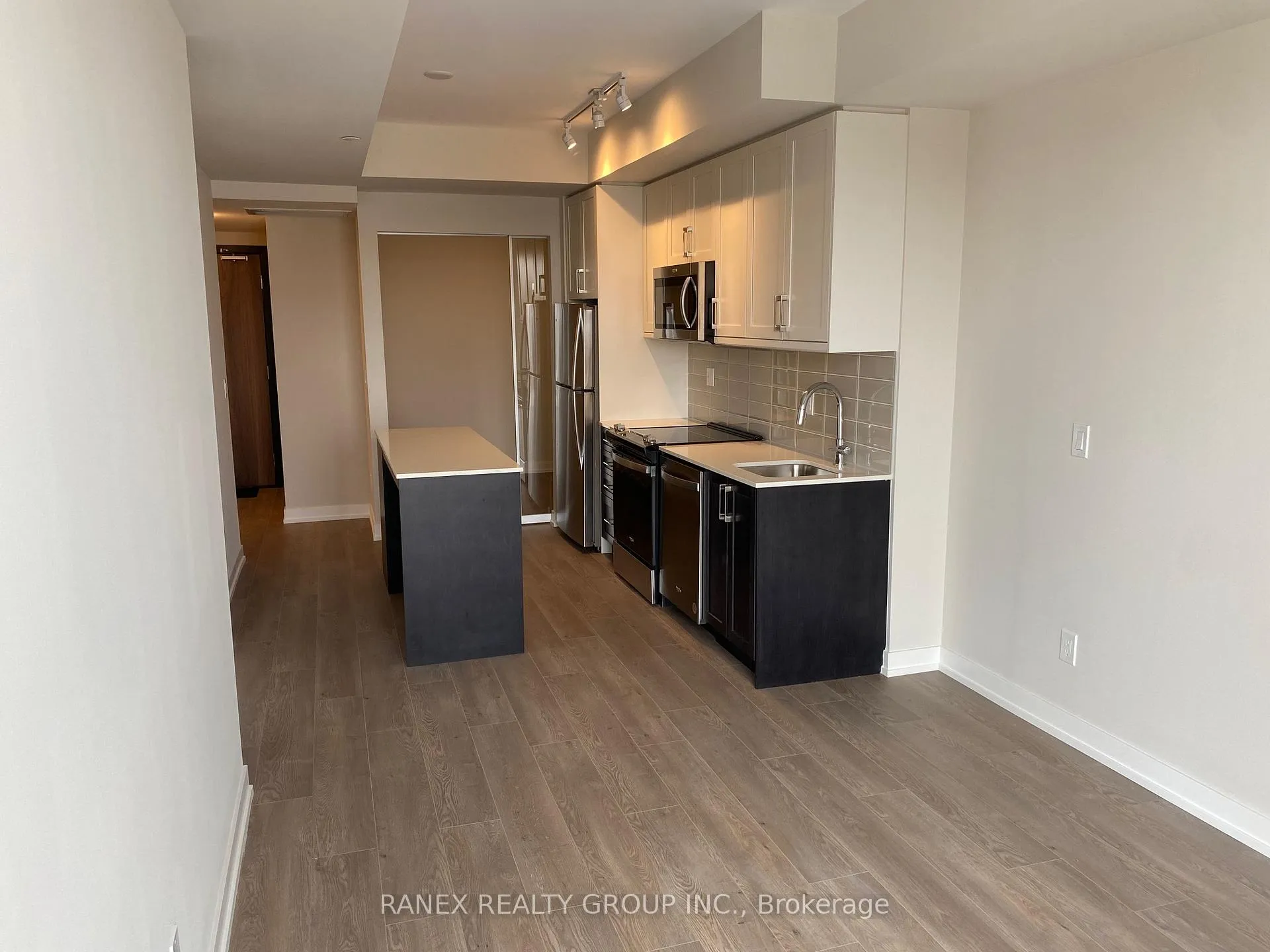 Photo 24 of Unit 439, 201 Brock Street, Whitby, Downtown Whitby — HOMEH