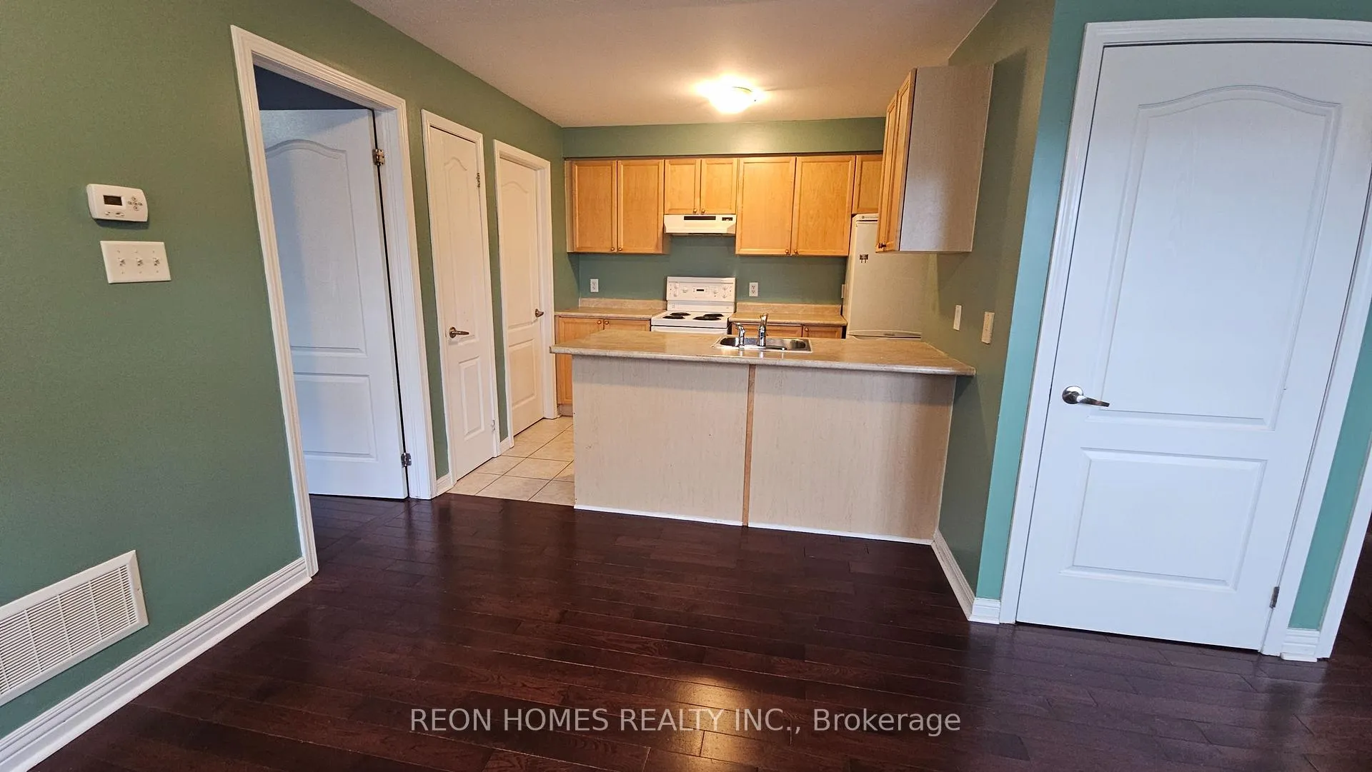 Photo 9 of Unit COACH HOUSE, 1 Chippenham Lane, Markham, Cornell — HOMEH