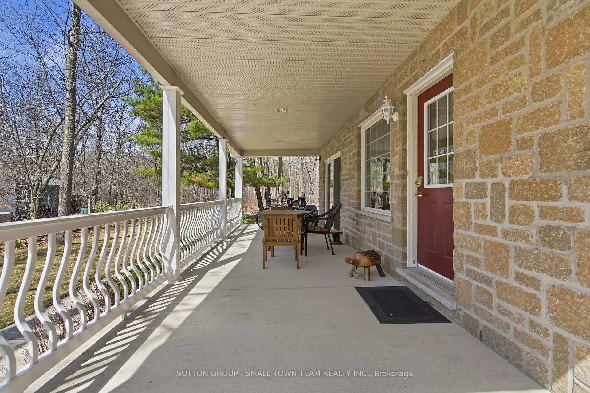 Photo 6 of 8816 Timberwood Trail, Lambton Shores, Grand Bend — HOMEH