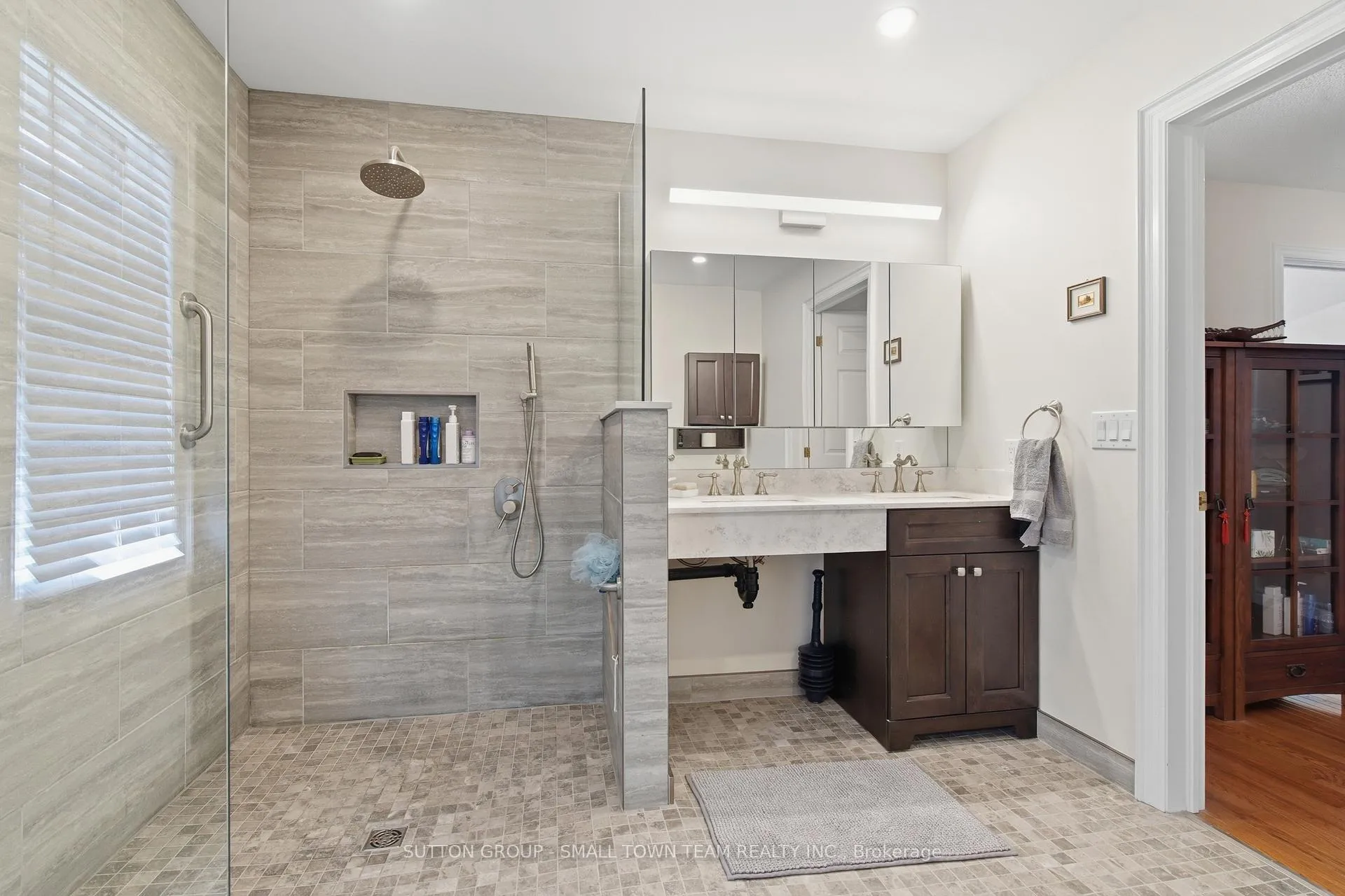 Photo 25 of 8816 Timberwood Trail, Lambton Shores, Grand Bend — HOMEH