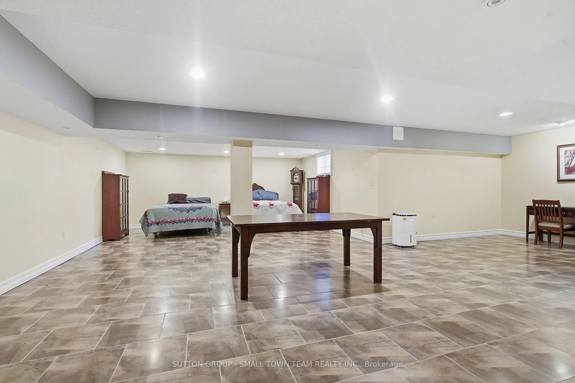 Photo 31 of 8816 Timberwood Trail, Lambton Shores, Grand Bend — HOMEH