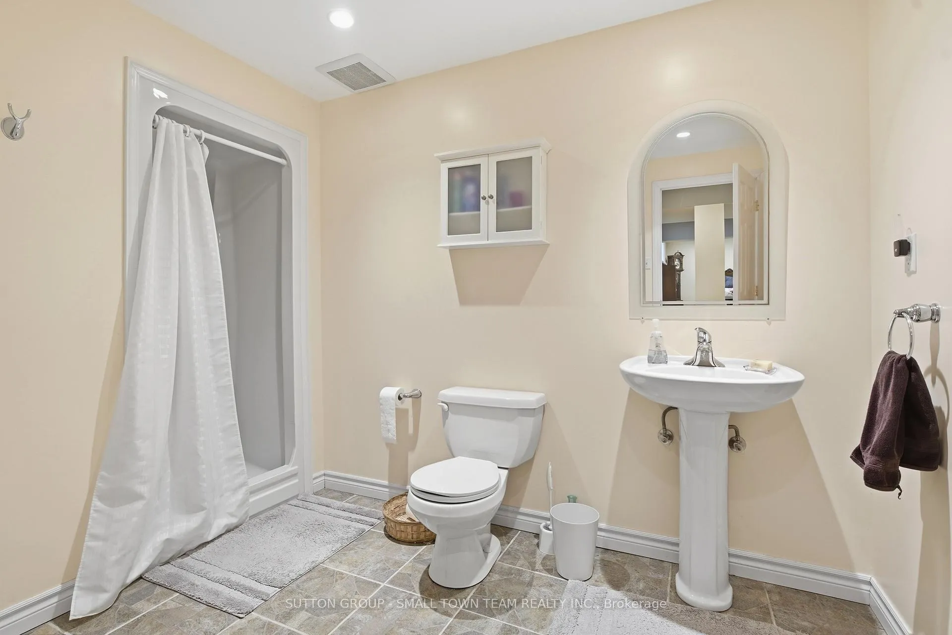 Photo 37 of 8816 Timberwood Trail, Lambton Shores, Grand Bend — HOMEH