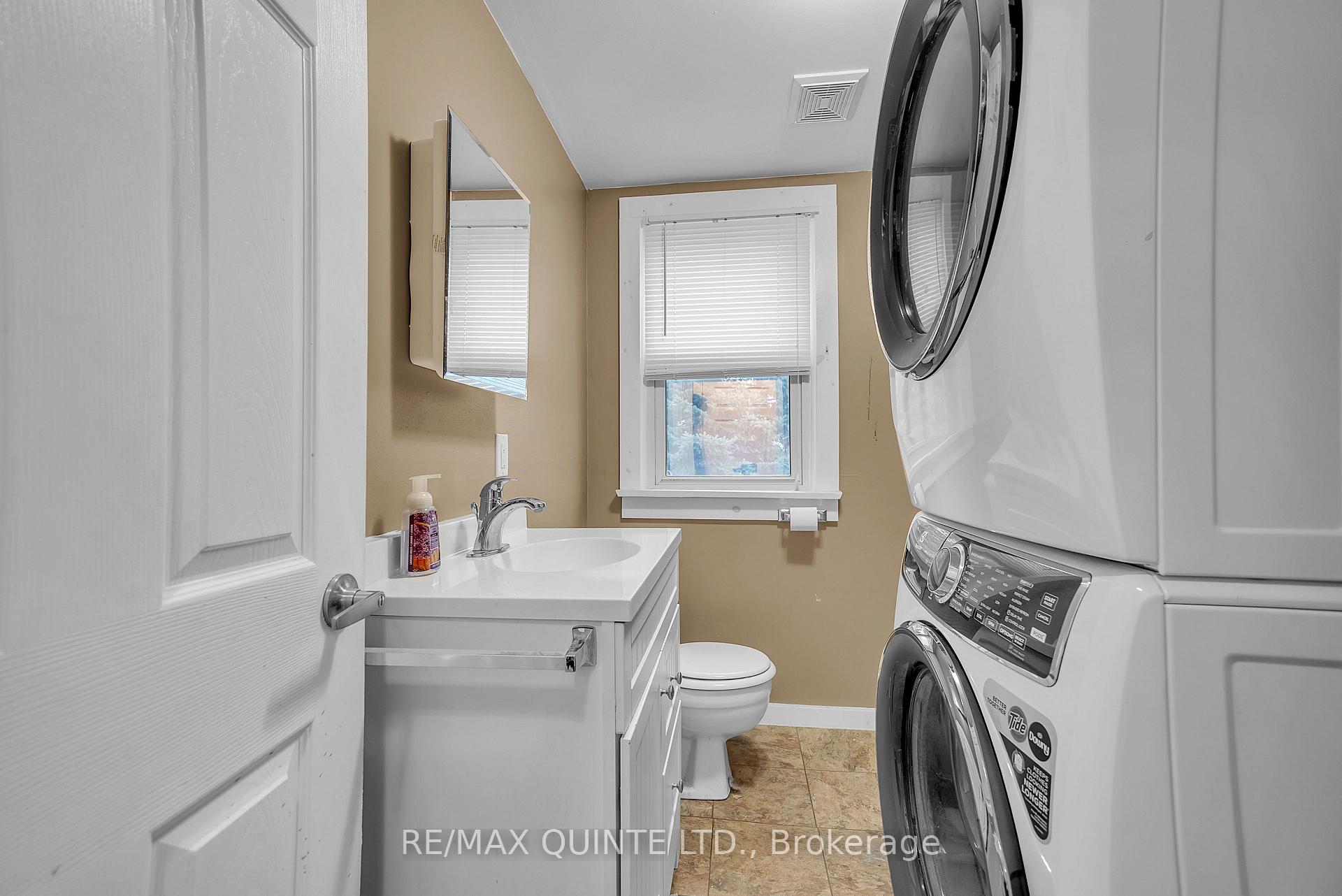 Photo 23 of 191 Wellington Street, Belleville, Belleville Ward — HOMEH