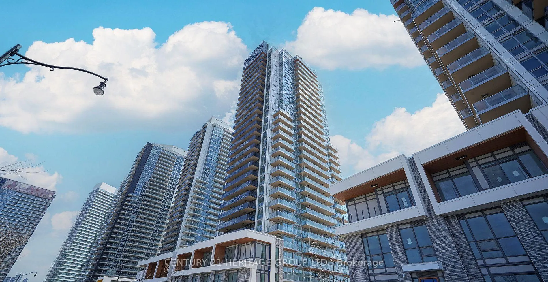 Front of Unit 1505, 25 McMahon Drive