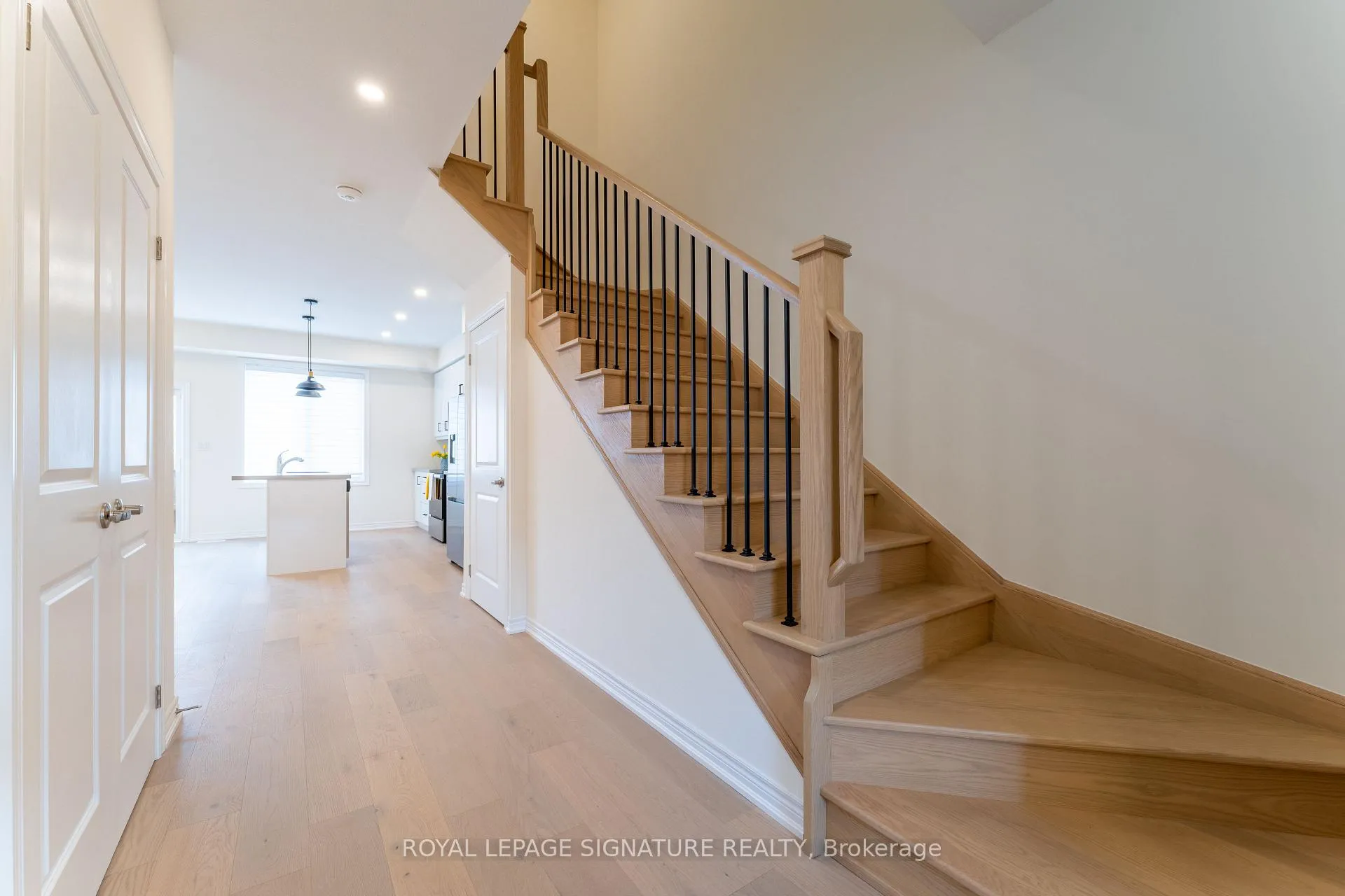 Photo 7 of 143 Sonoma Lane, Hamilton, Winona — HOMEH