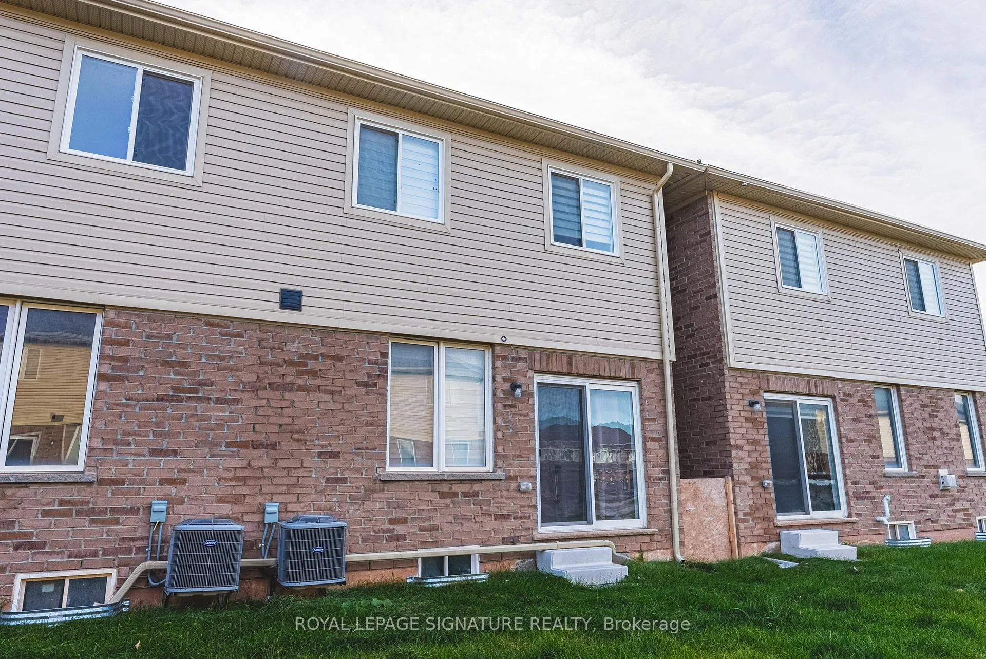 Photo 35 of 143 Sonoma Lane, Hamilton, Winona — HOMEH
