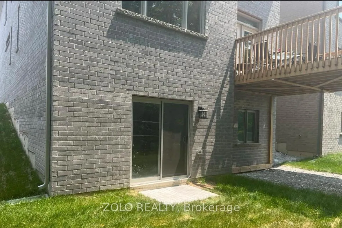 Photo 5 of Unit Lower, 11 Franklin Trail, Barrie, Rural Barrie Southwest — HOMEH