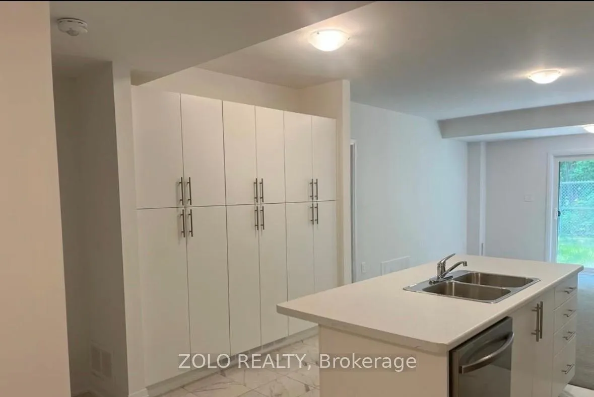 Photo 11 of Unit Lower, 11 Franklin Trail, Barrie, Rural Barrie Southwest — HOMEH