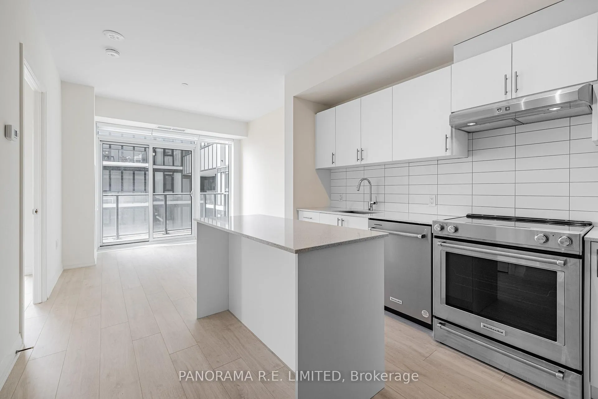 Photo 1 of Unit 606, 9000 Jane Street, Vaughan, Vellore Village — HOMEH