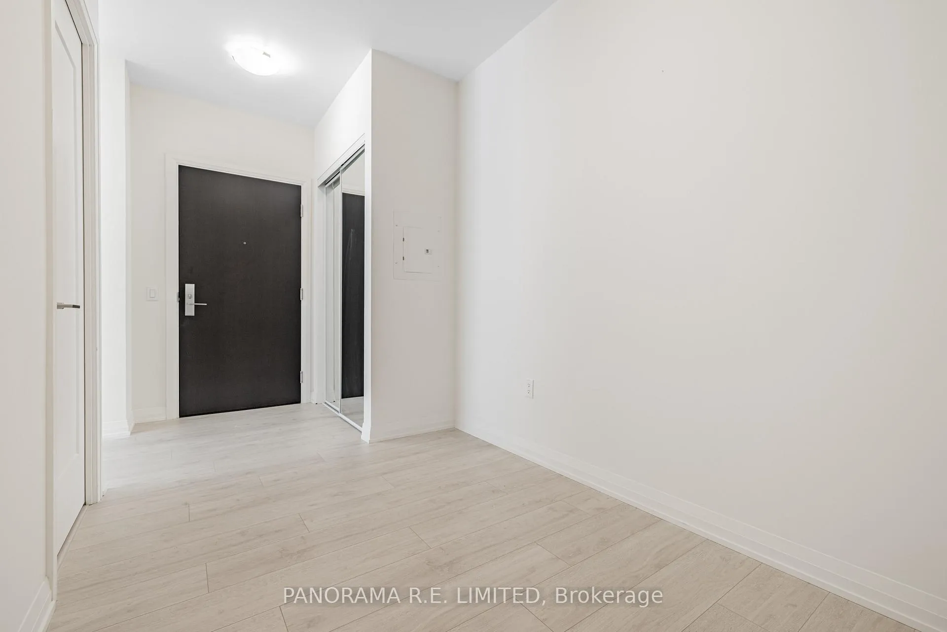 Photo 13 of Unit 606, 9000 Jane Street, Vaughan, Vellore Village — HOMEH