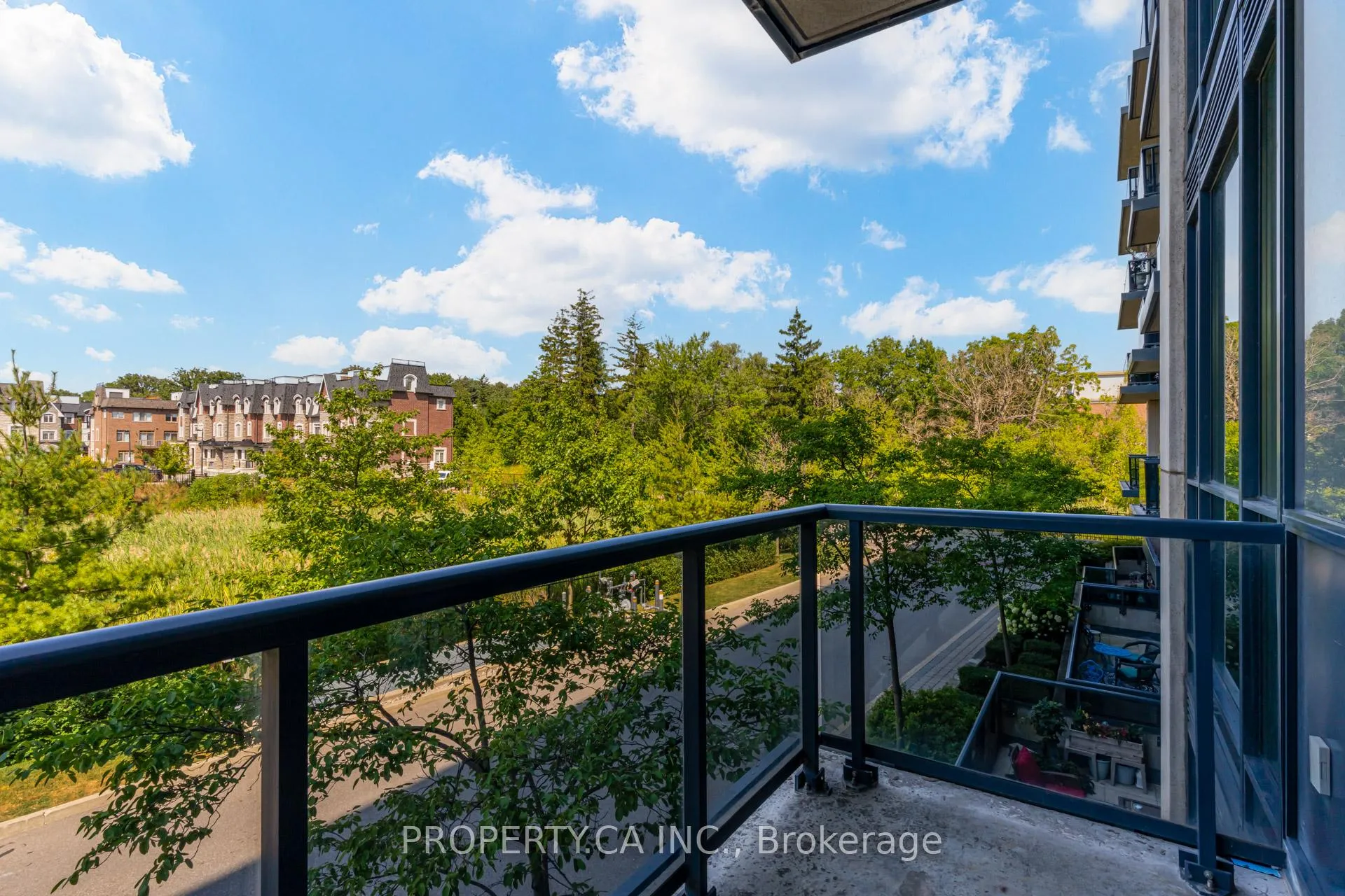 Photo 21 of Unit 210A, 4700 Highway 7 Road, Vaughan, East Woodbridge — HOMEH