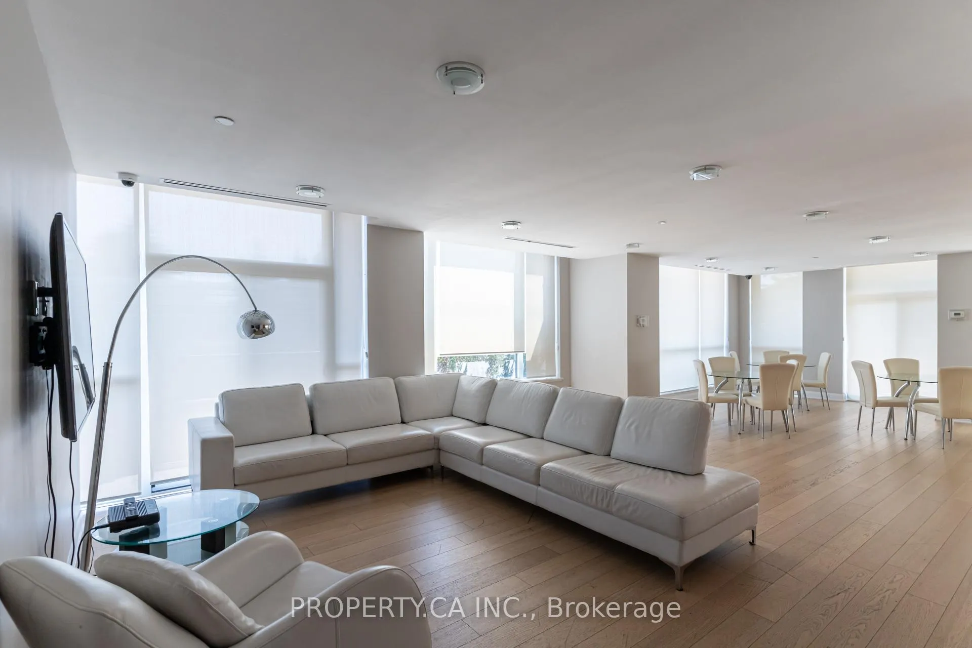 Photo 24 of Unit 210A, 4700 Highway 7 Road, Vaughan, East Woodbridge — HOMEH