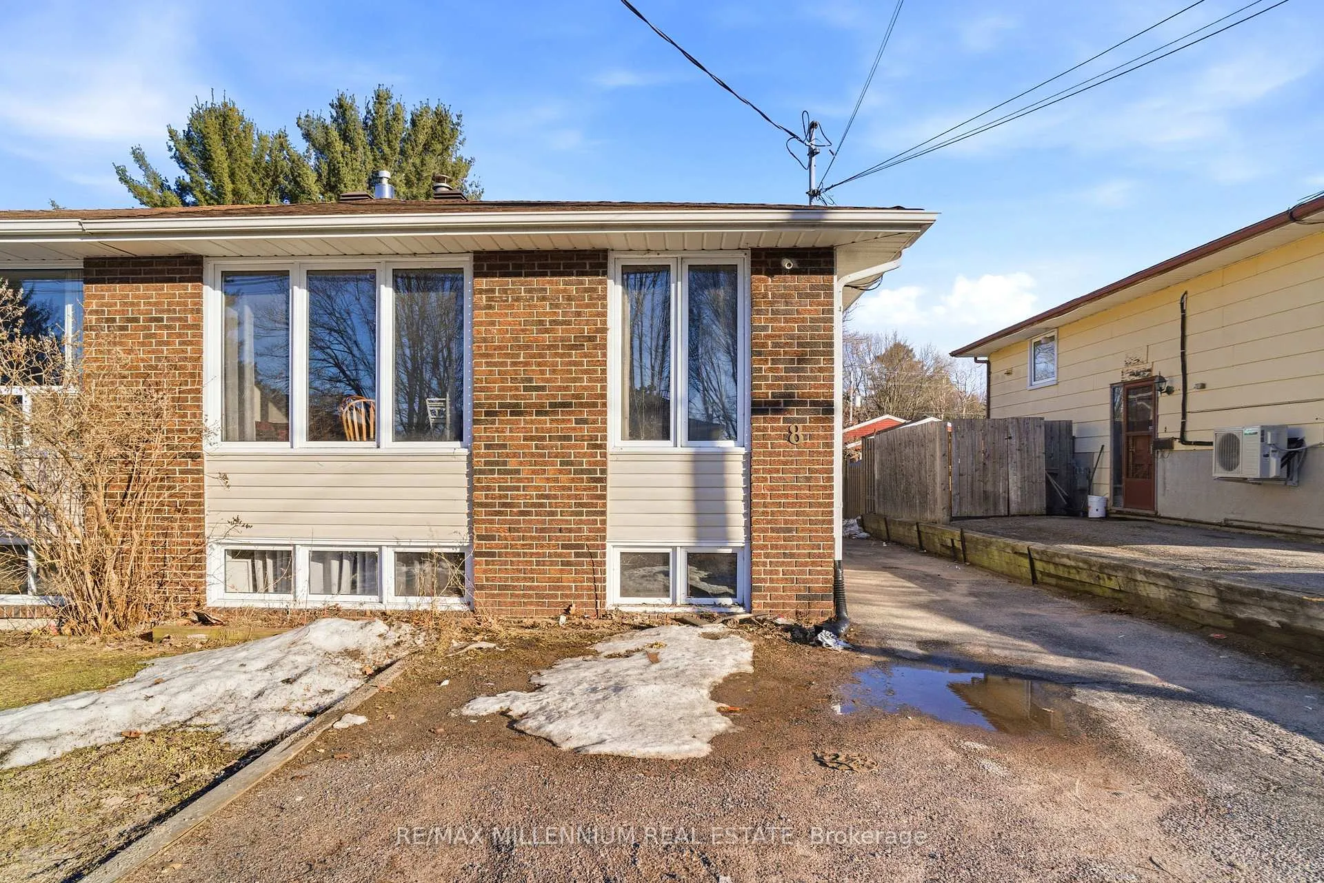 Photo 1 of 8 Plumtree Place, North Bay, Ferris — HOMEH