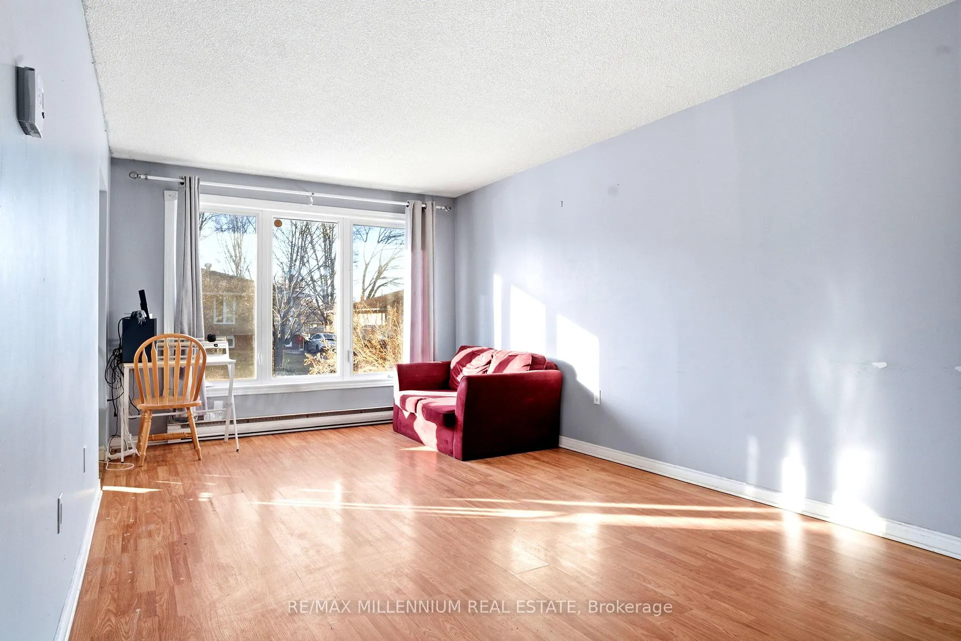 Photo 3 of 8 Plumtree Place, North Bay, Ferris — HOMEH
