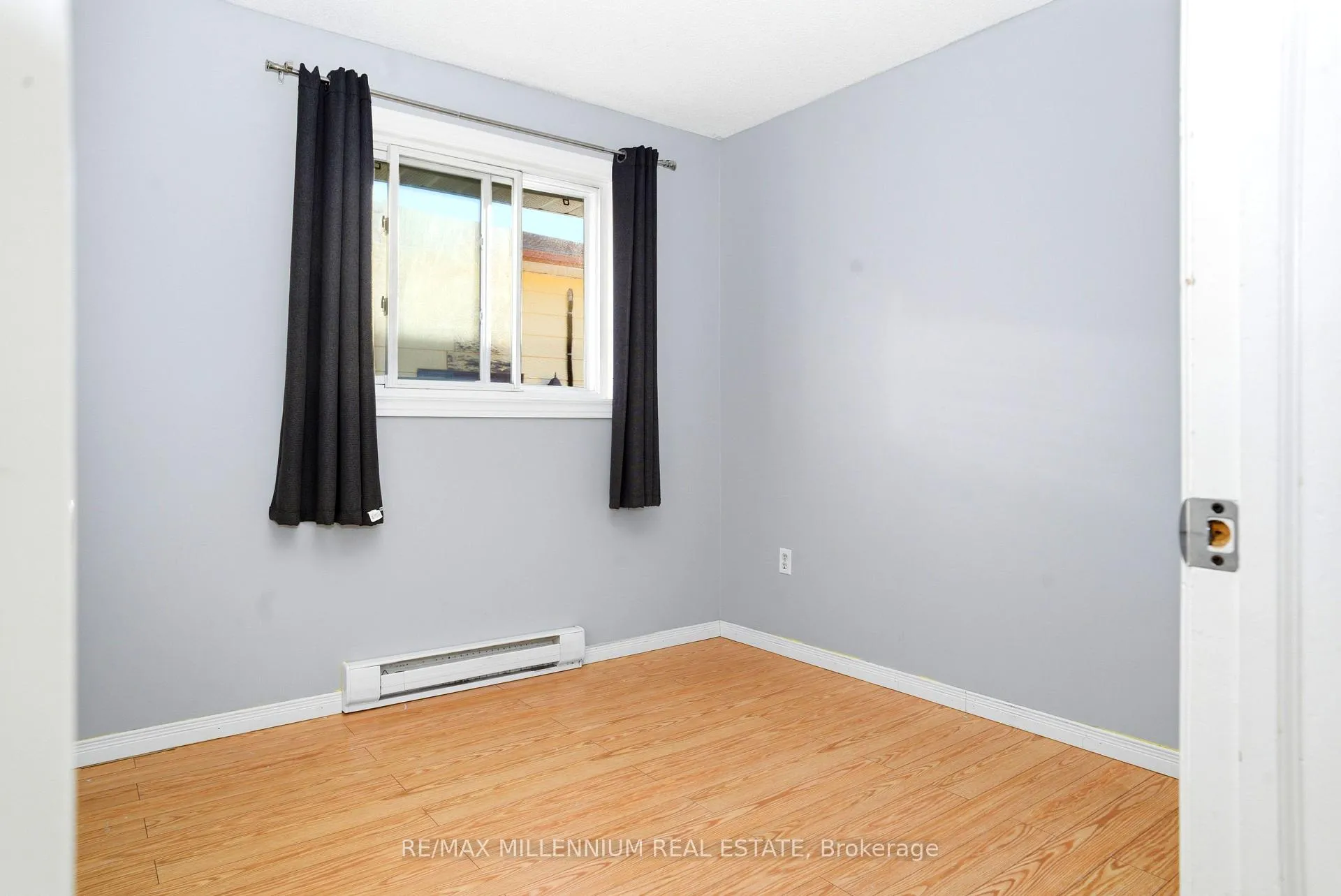 Photo 5 of 8 Plumtree Place, North Bay, Ferris — HOMEH