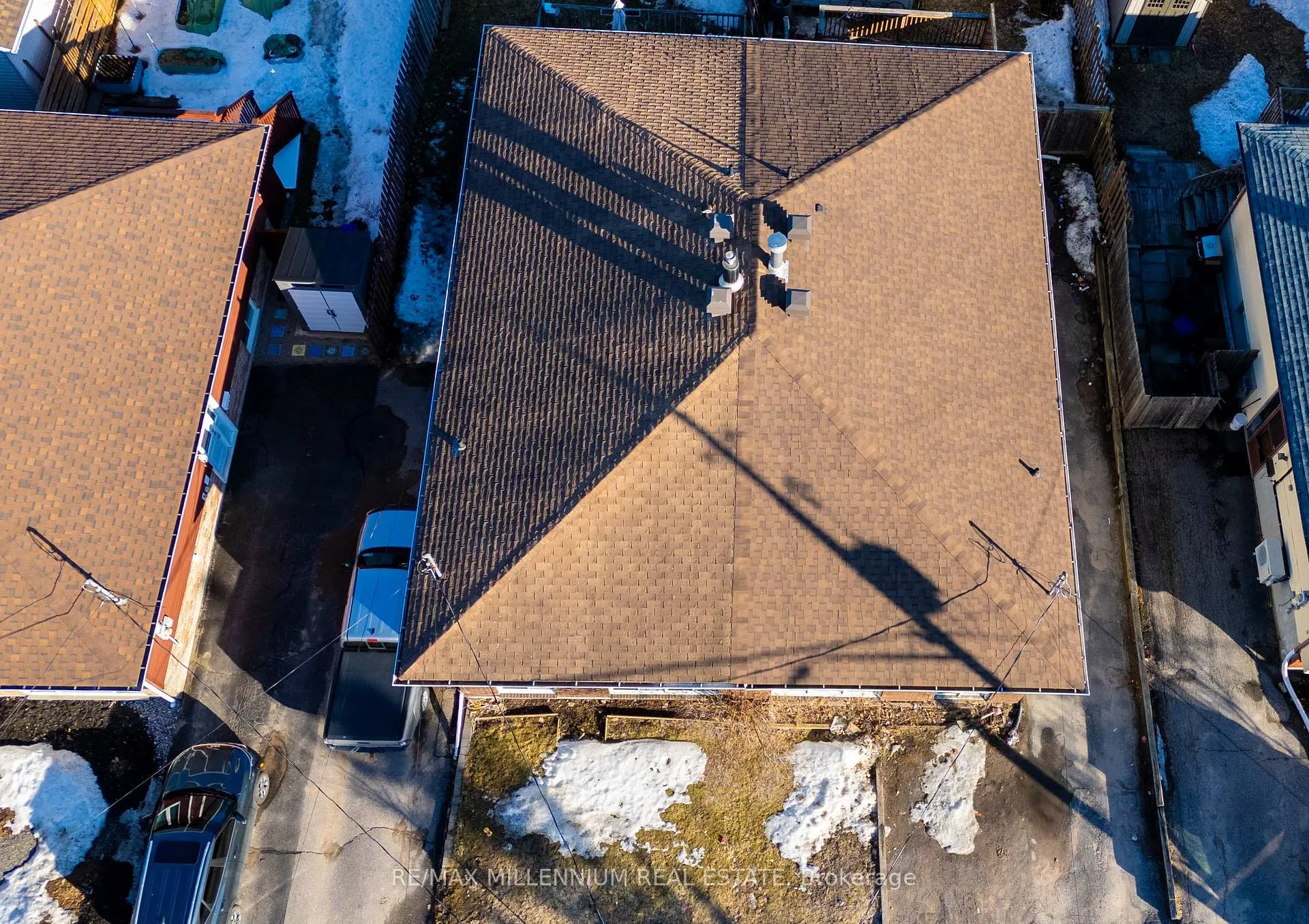 Photo 13 of 8 Plumtree Place, North Bay, Ferris — HOMEH