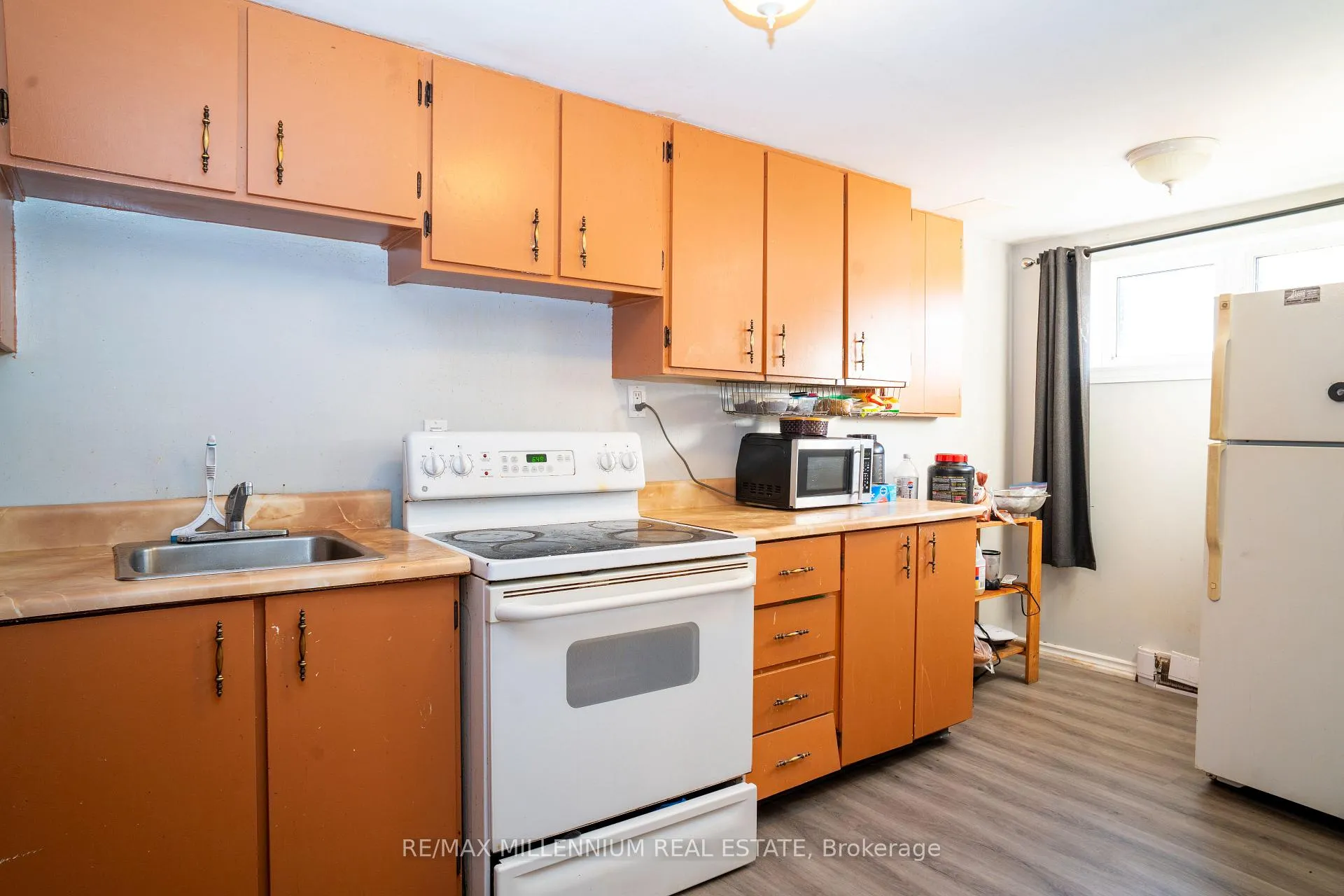 Photo 19 of 8 Plumtree Place, North Bay, Ferris — HOMEH