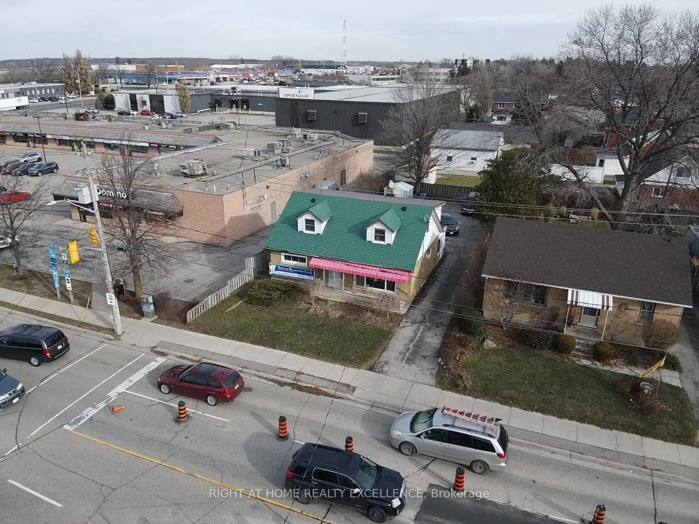 Photo 29 of Unit Unit # 2 ( Backside ), 52 Bruce Street, Kitchener — HOMEH