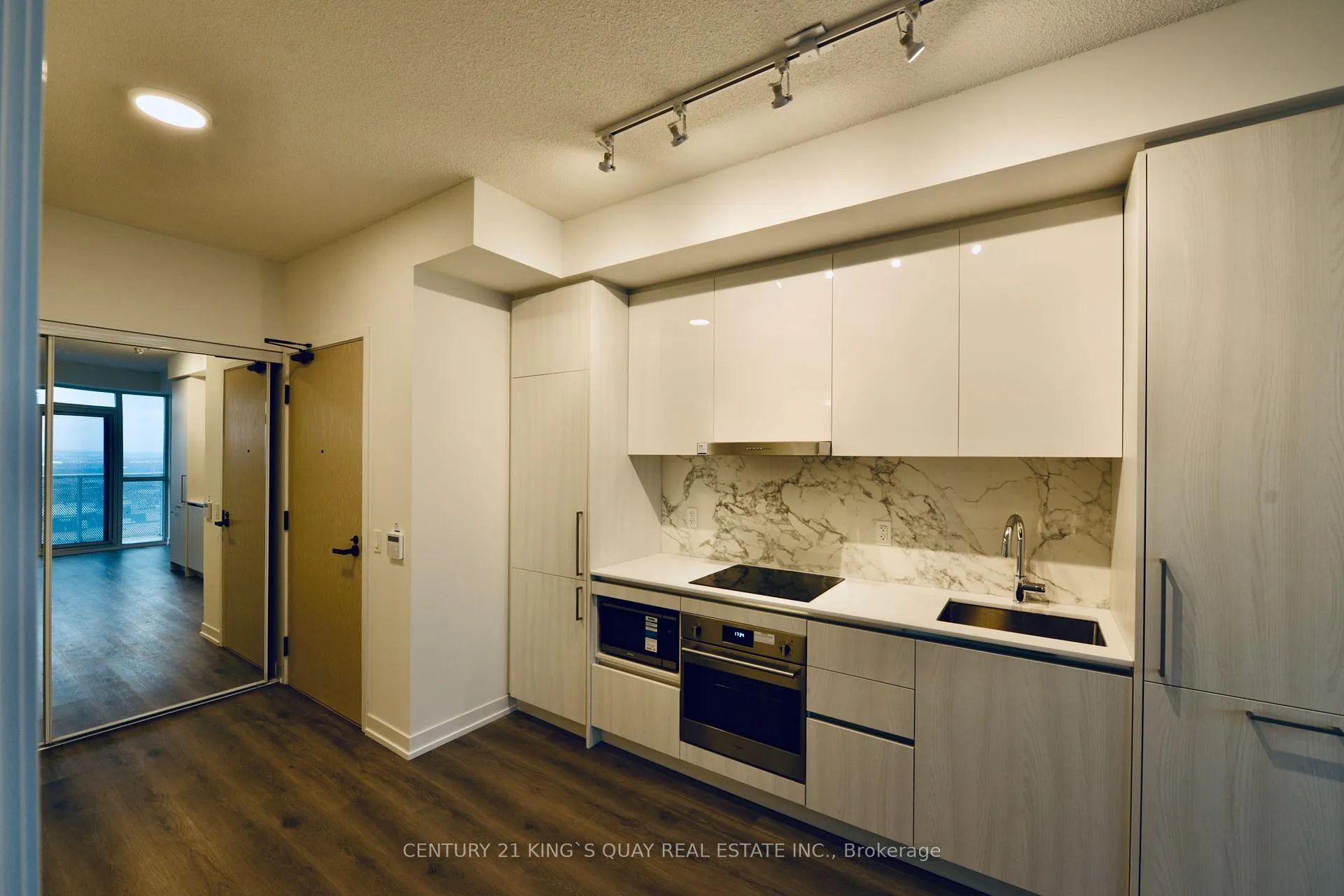 Photo 5 of Unit 3007, 225 Commerce Street, Vaughan, Vaughan Corporate Centre — HOMEH