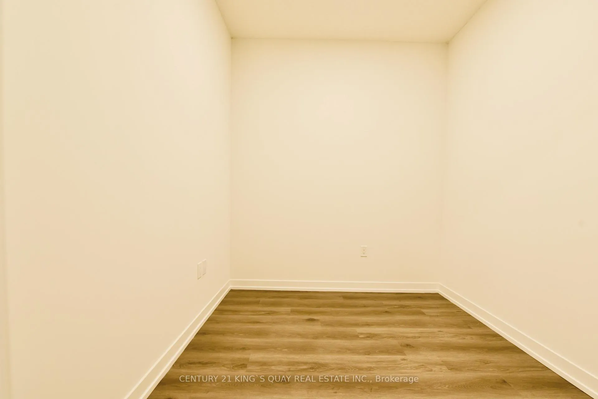 Photo 6 of Unit 3007, 225 Commerce Street, Vaughan, Vaughan Corporate Centre — HOMEH