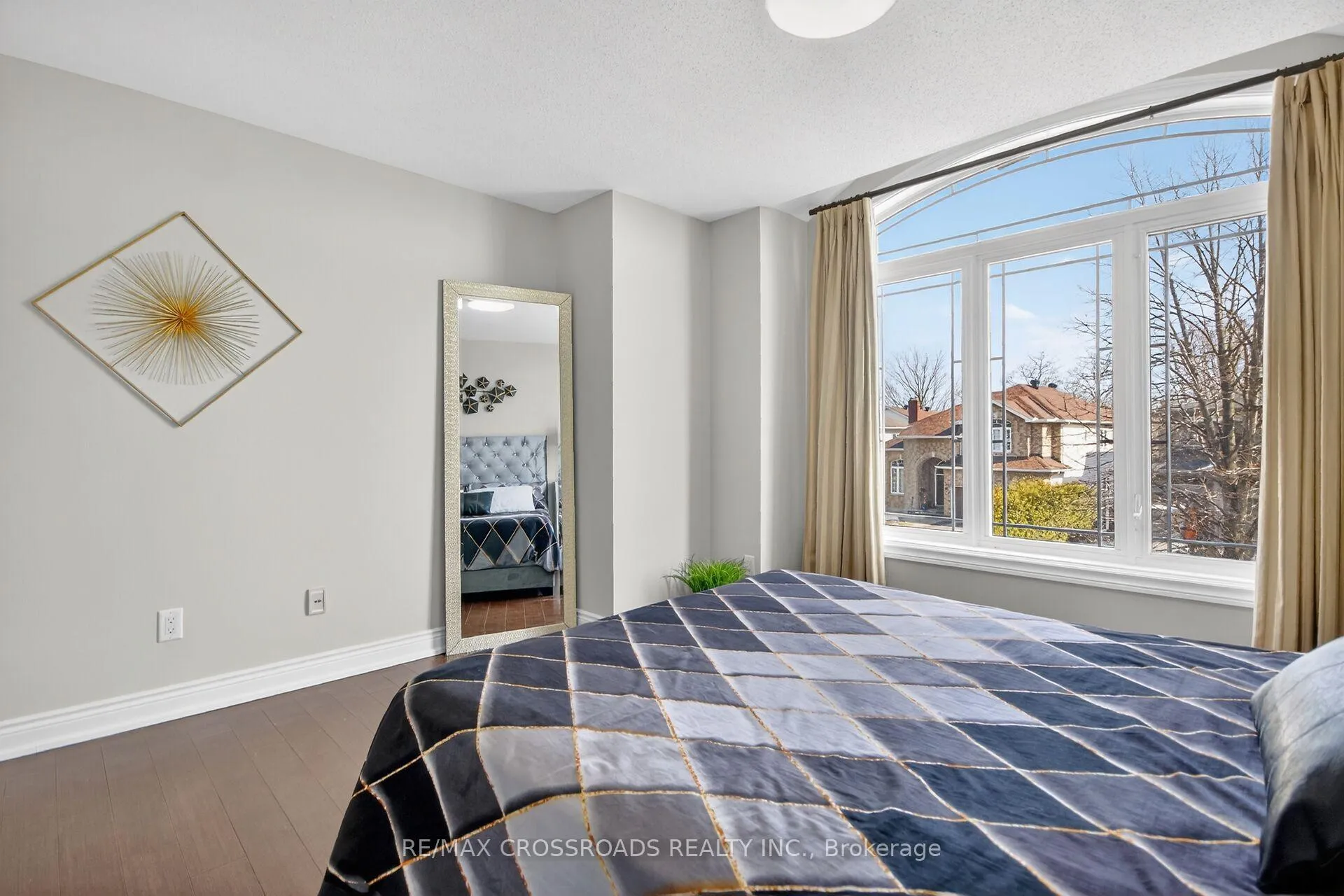 Photo 2 of 10 Tierney Drive, Ottawa, Barrhaven - Longfields — HOMEH