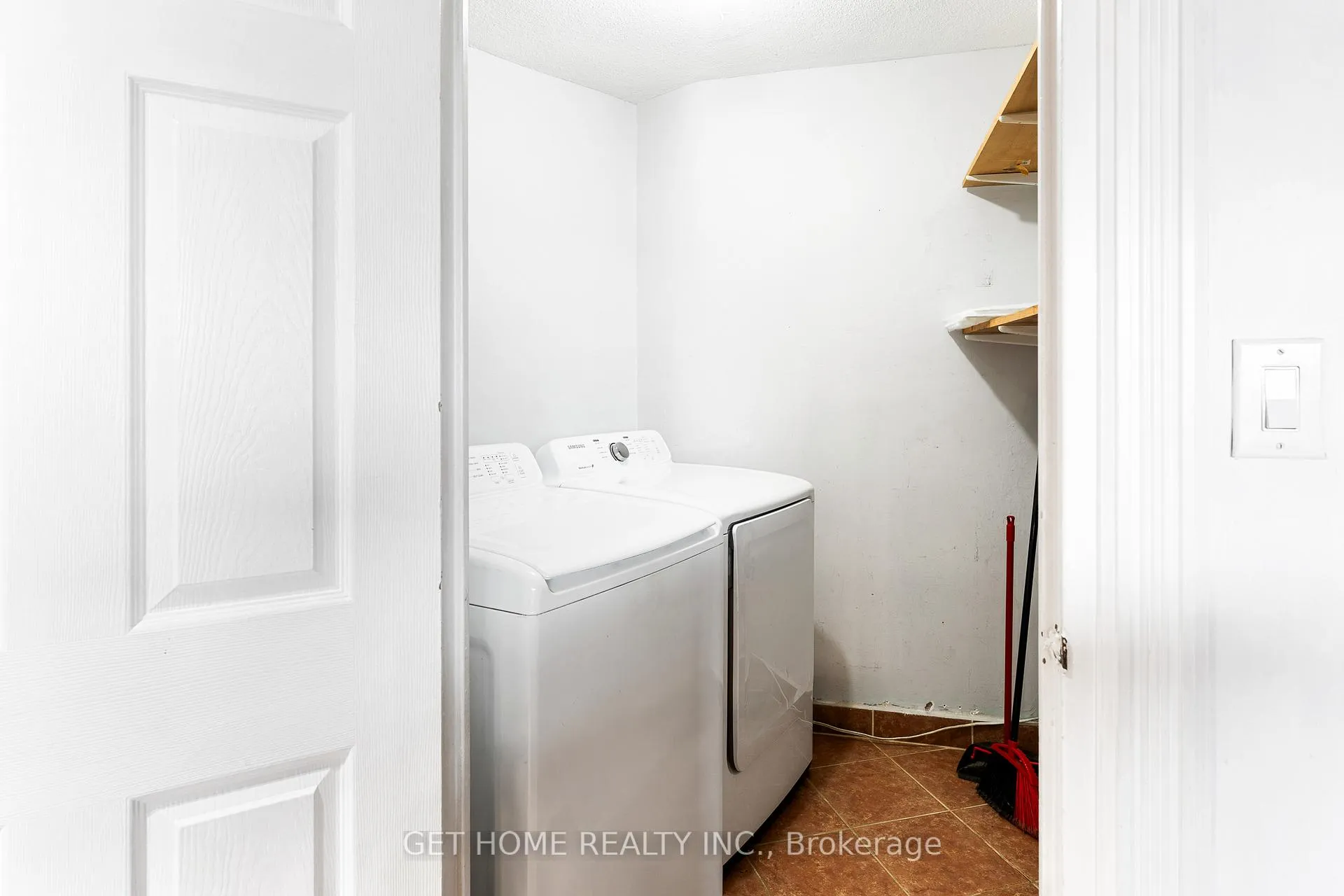 Photo 13 of Unit 601, 20 Edgecliffe Golfway, Toronto, Flemingdon Park — HOMEH