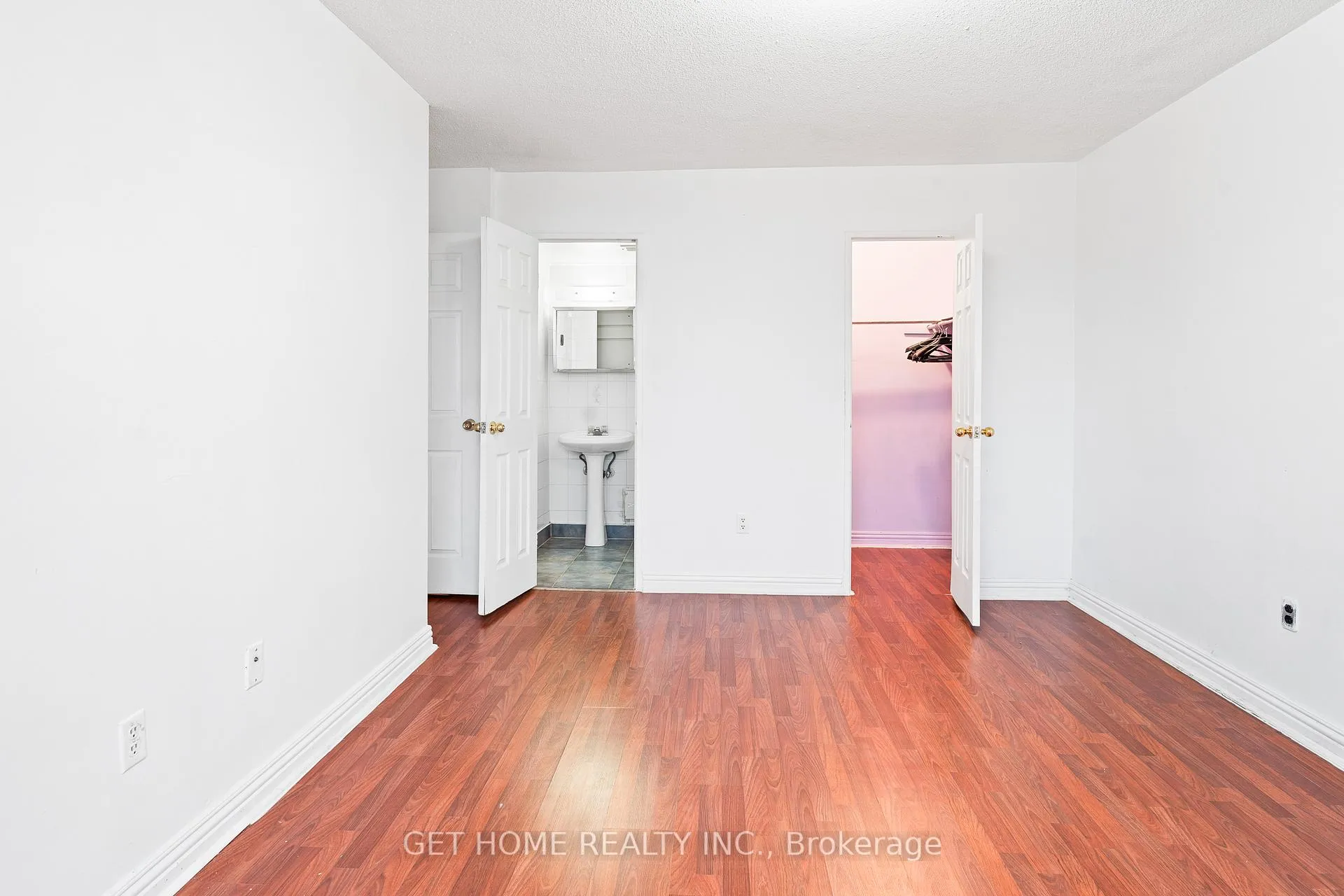 Photo 15 of Unit 601, 20 Edgecliffe Golfway, Toronto, Flemingdon Park — HOMEH
