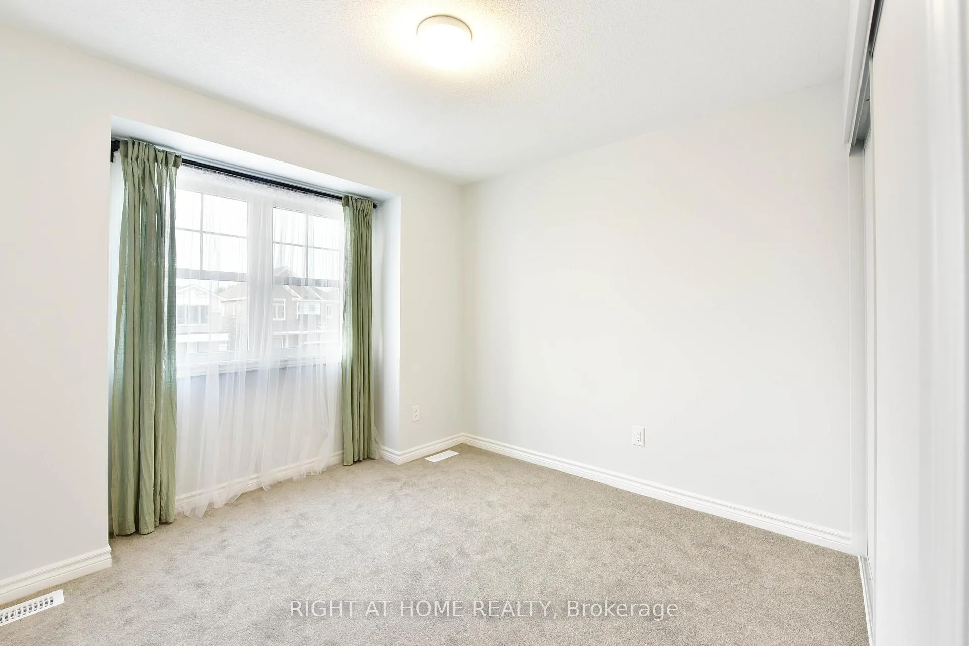 Photo 21 of 623 Perseus Avenue, Ottawa, Barrhaven - Half Moon Bay — HOMEH