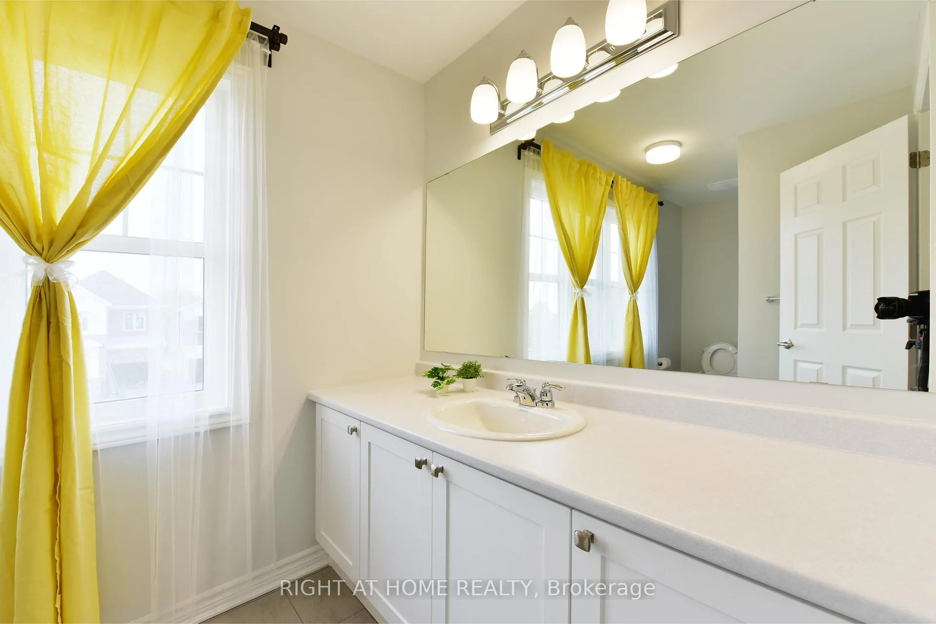 Photo 23 of 623 Perseus Avenue, Ottawa, Barrhaven - Half Moon Bay — HOMEH