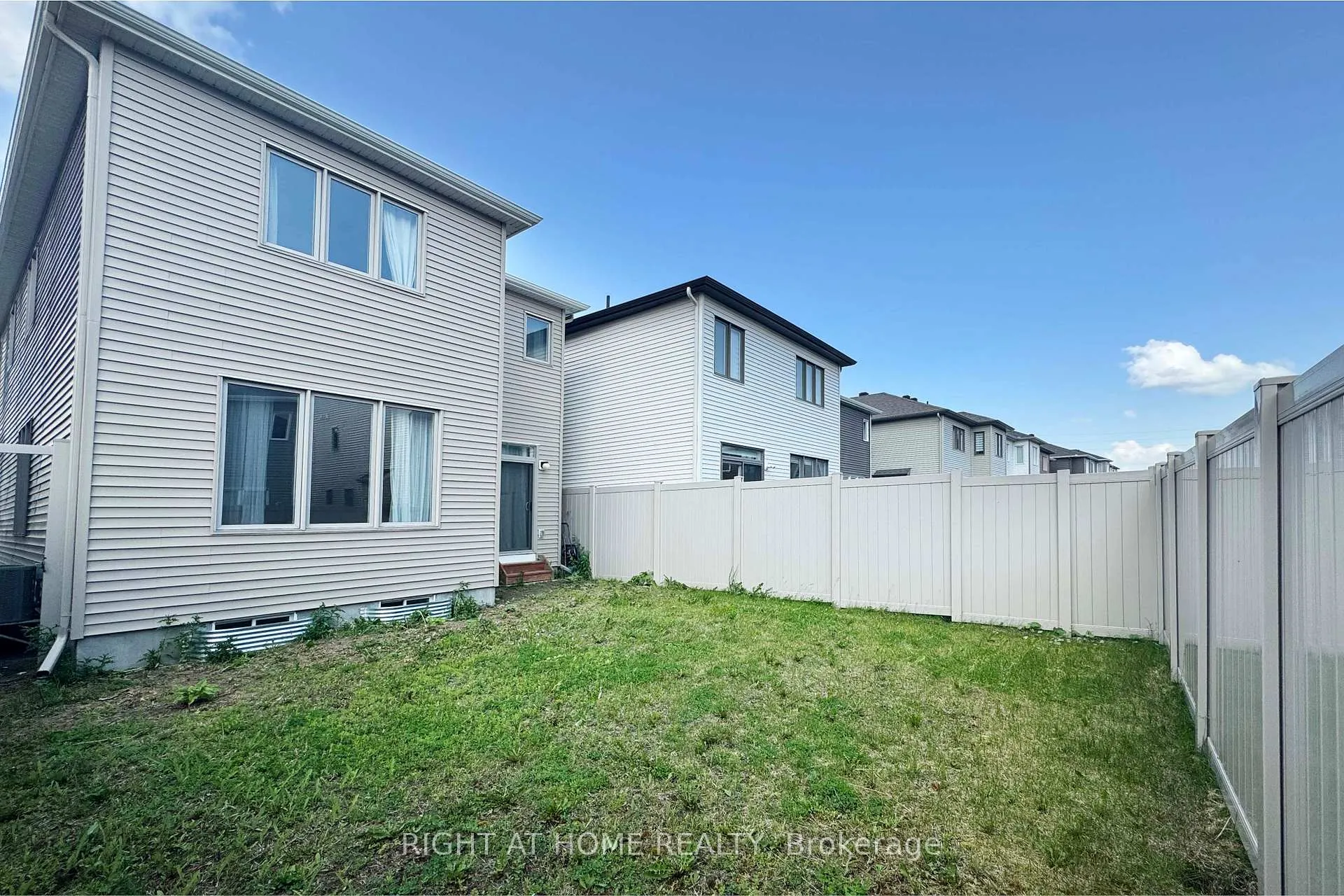 Photo 27 of 623 Perseus Avenue, Ottawa, Barrhaven - Half Moon Bay — HOMEH