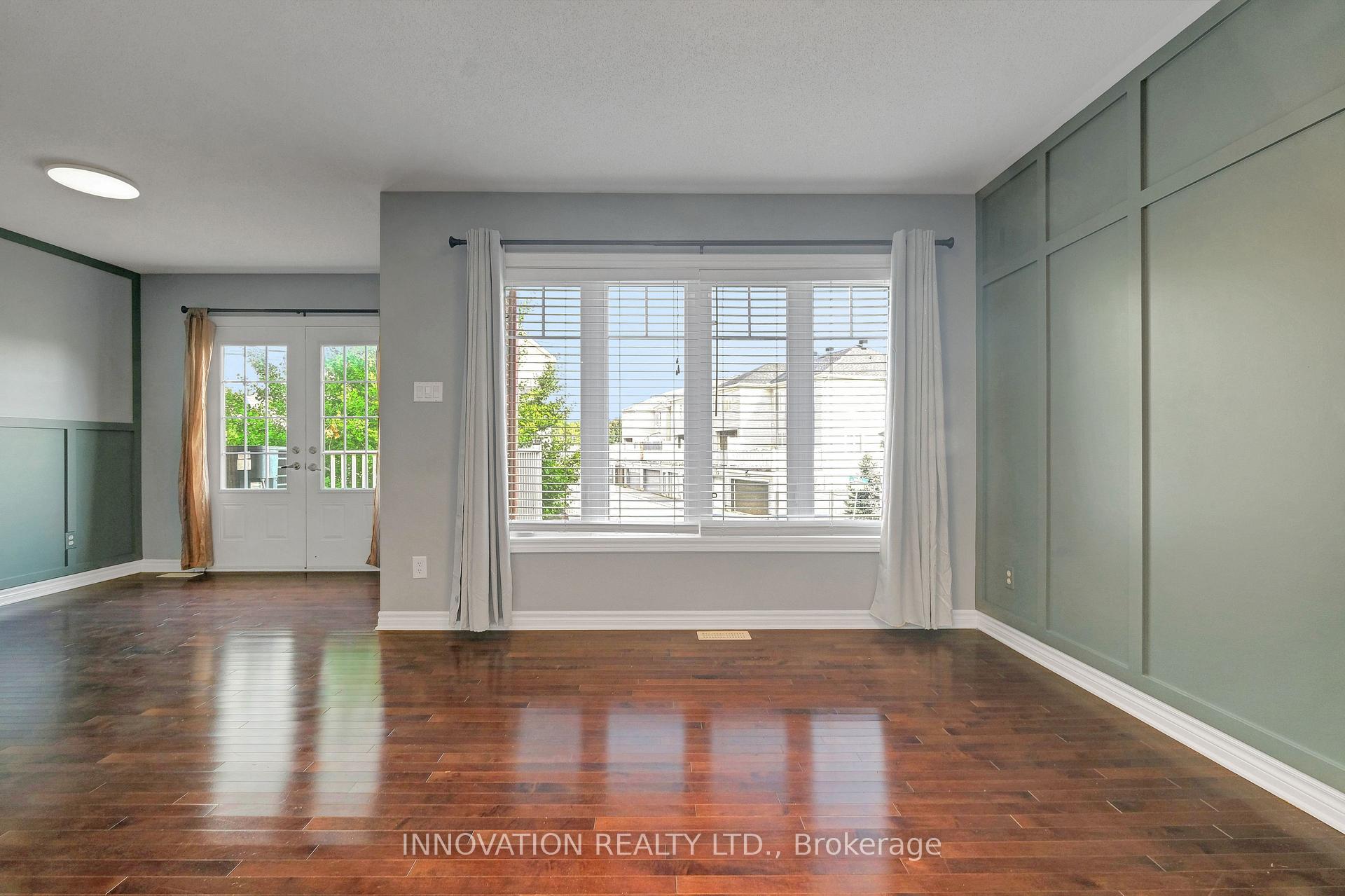 Photo 9 of 2082 Madrid Avenue, Ottawa, Barrhaven - Heritage Park — HOMEH